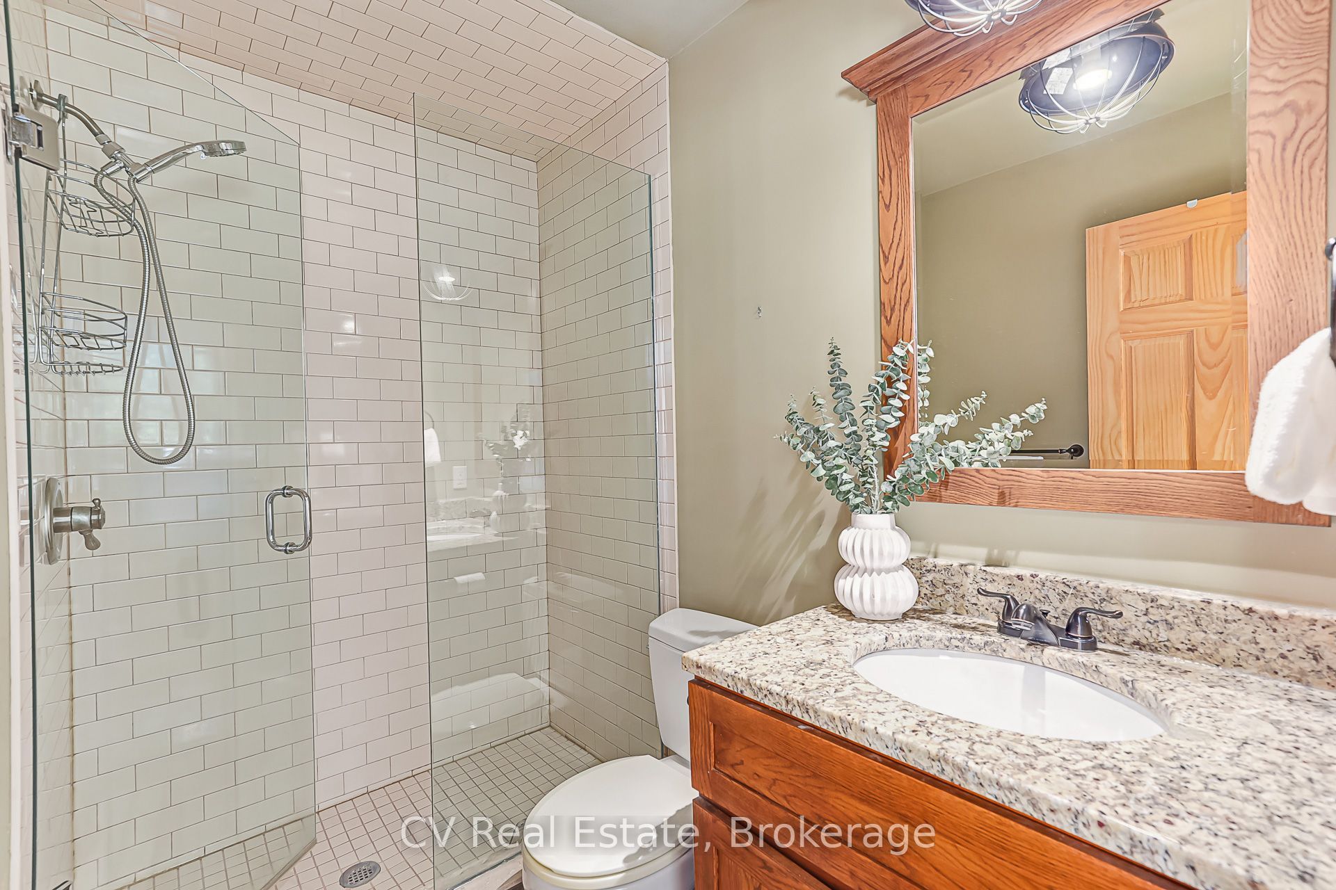 156 Chamonix Crescent Property Photo 31