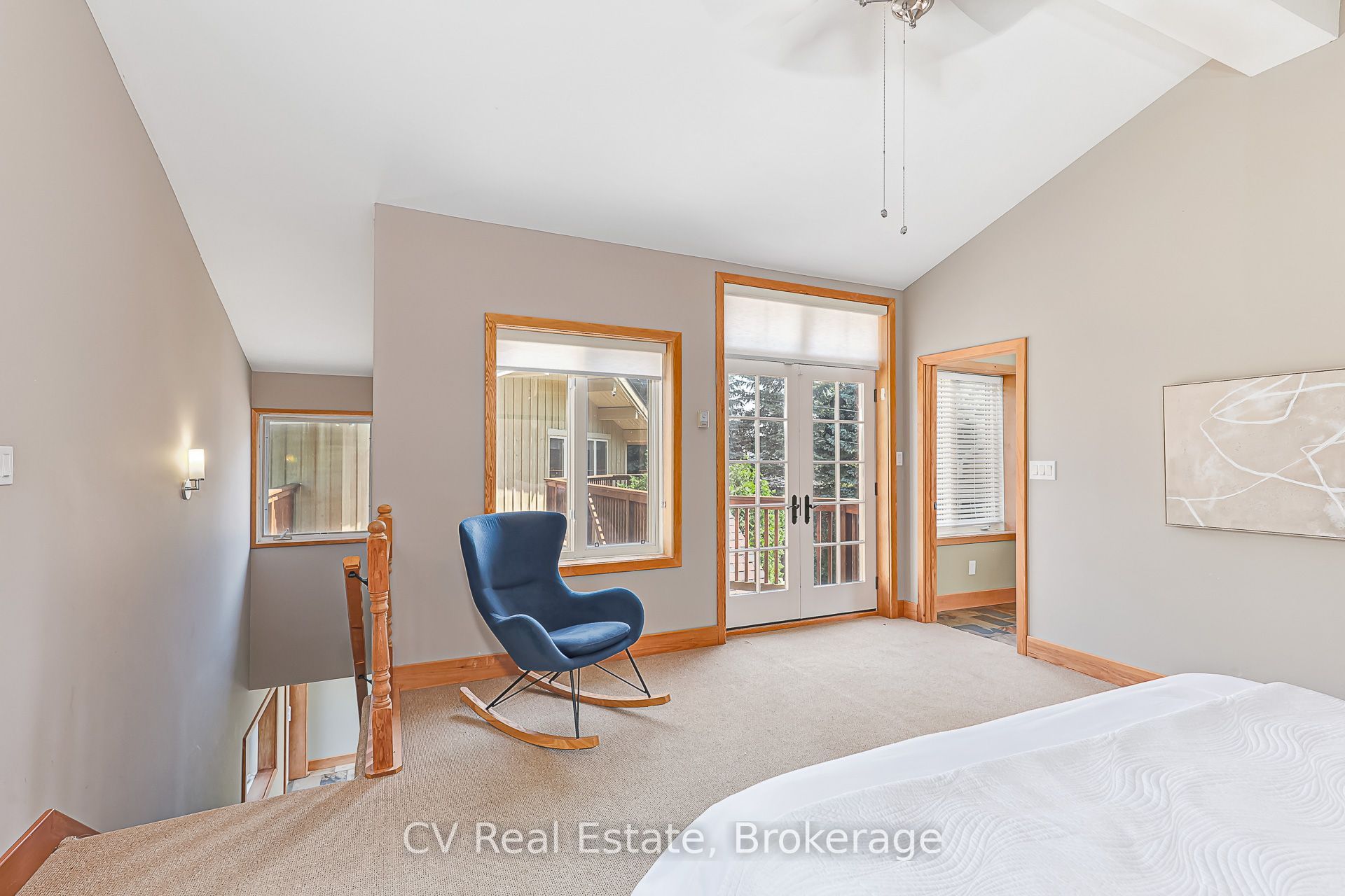 156 Chamonix Crescent Property Photo 35