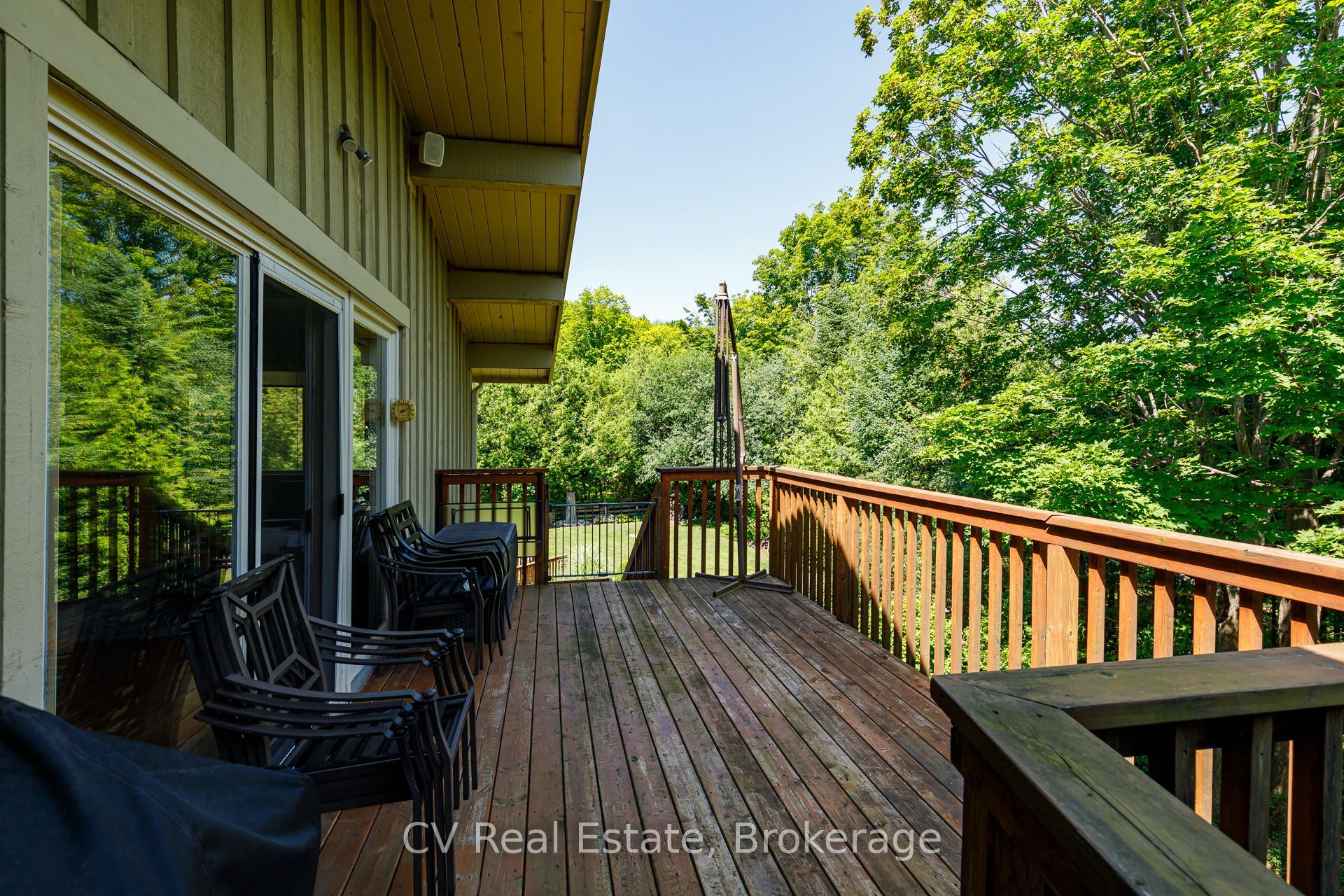 156 Chamonix Crescent Property Photo 43