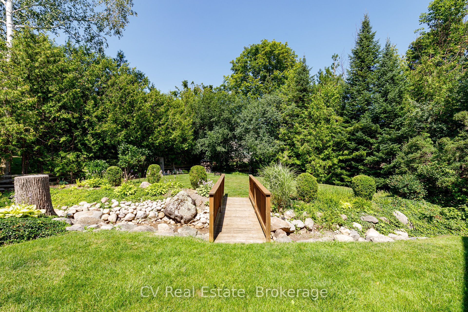 156 Chamonix Crescent Property Photo 47
