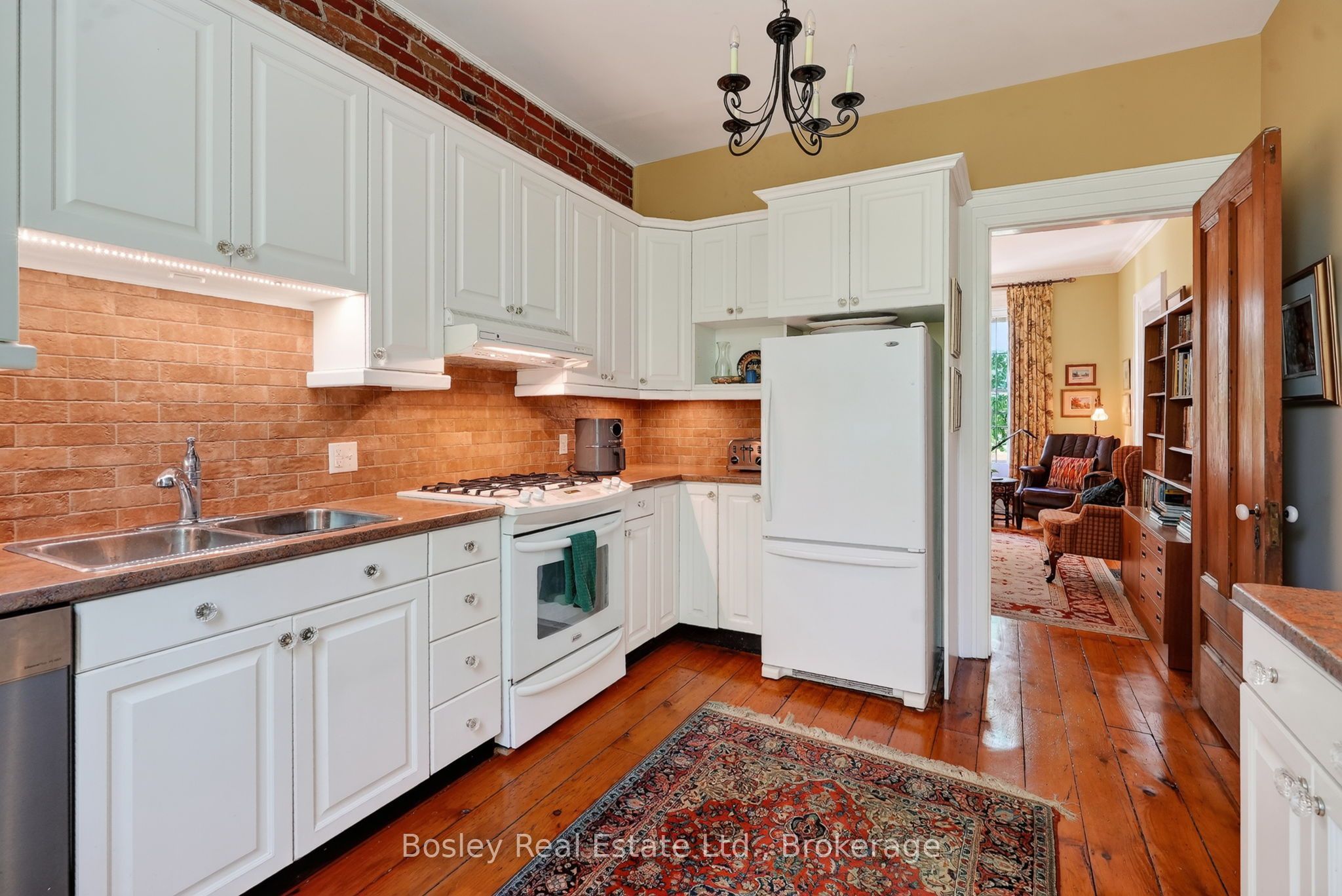 4 Baldwin Street Property Photo 16