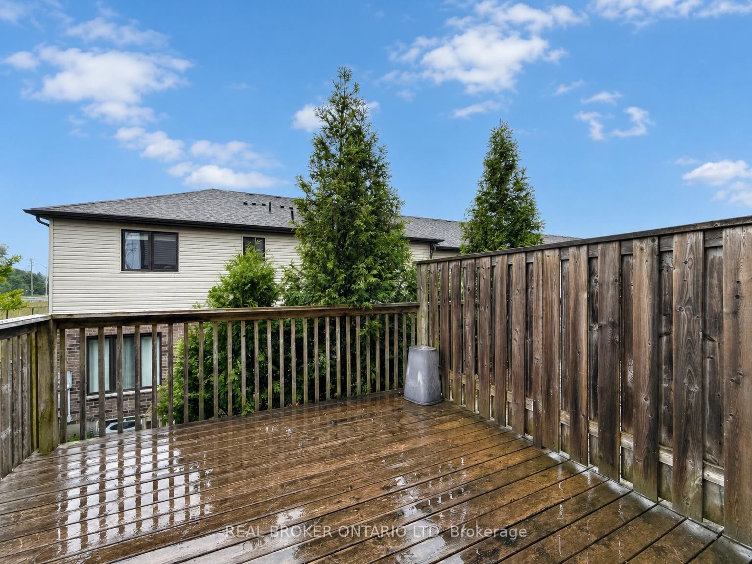 1054 Oakcrossing Gate Property Photo 29