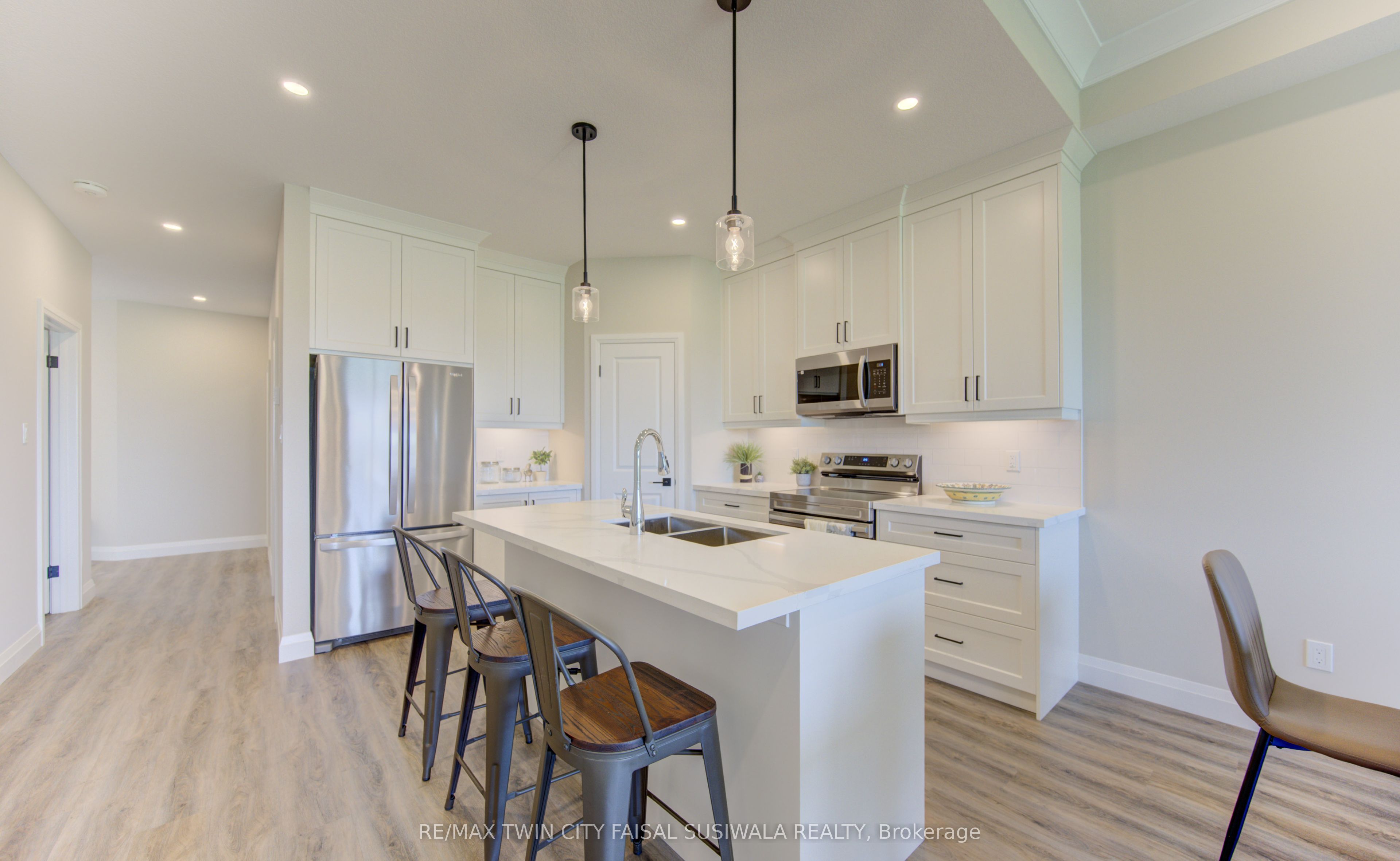 100 Bedell Drive Property Photo 12
