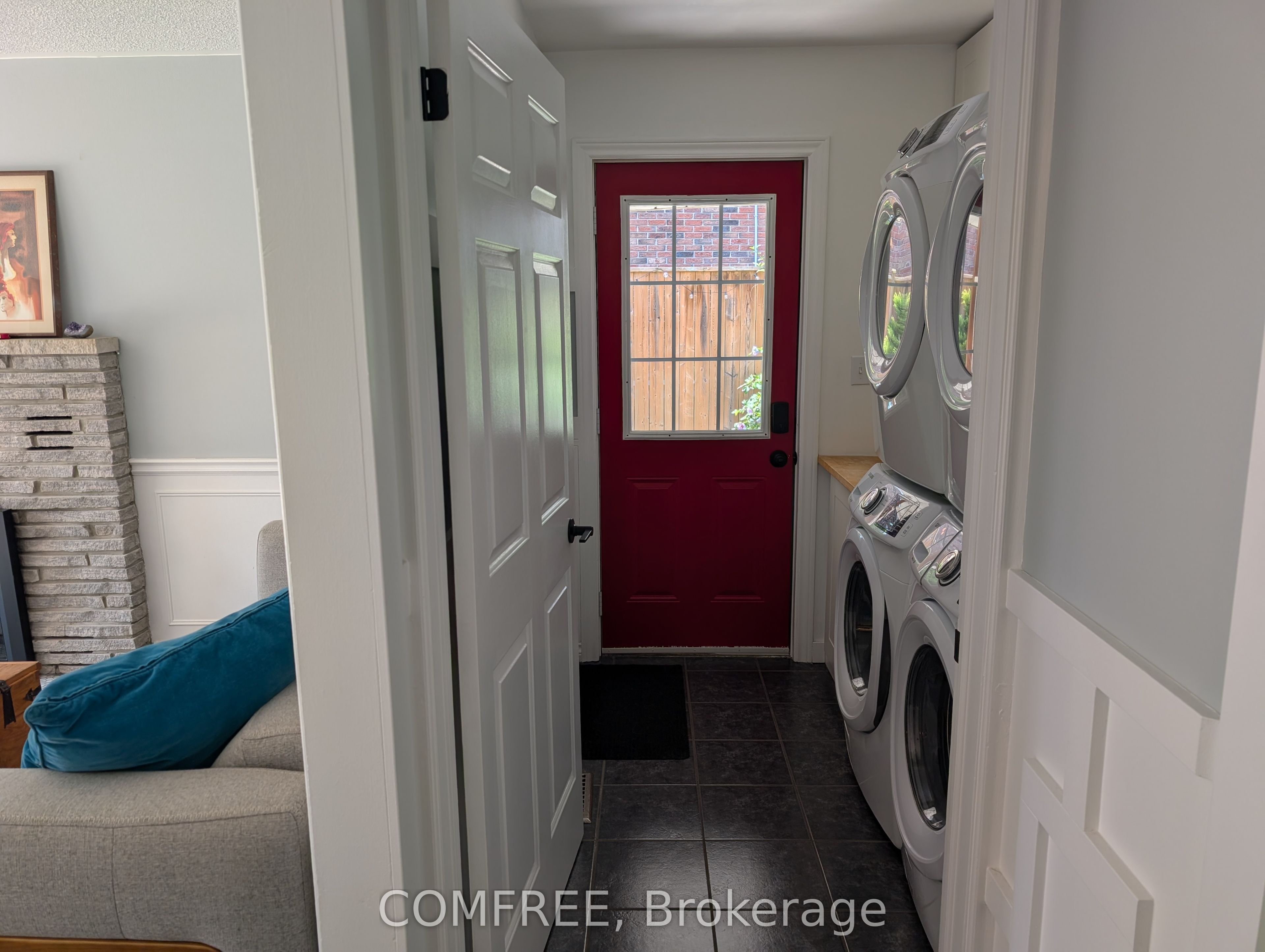 12 Millbridge Crescent Property Photo 15