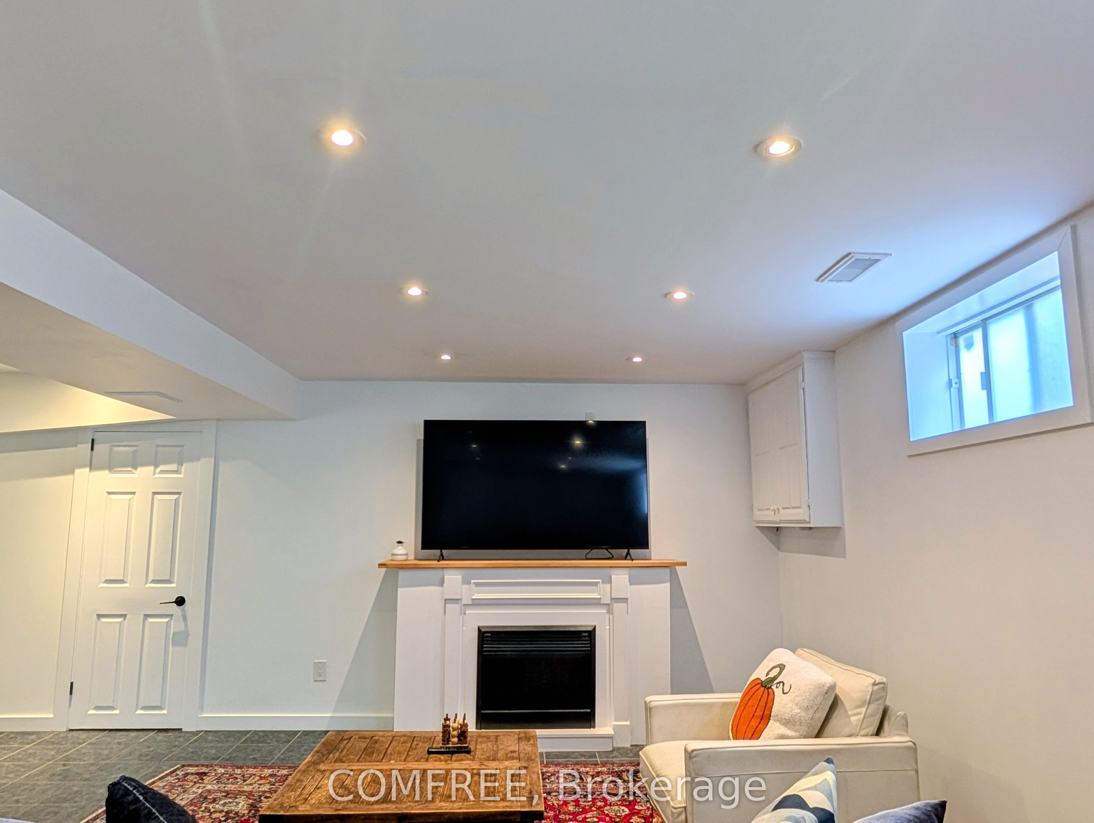 12 Millbridge Crescent Property Photo 26