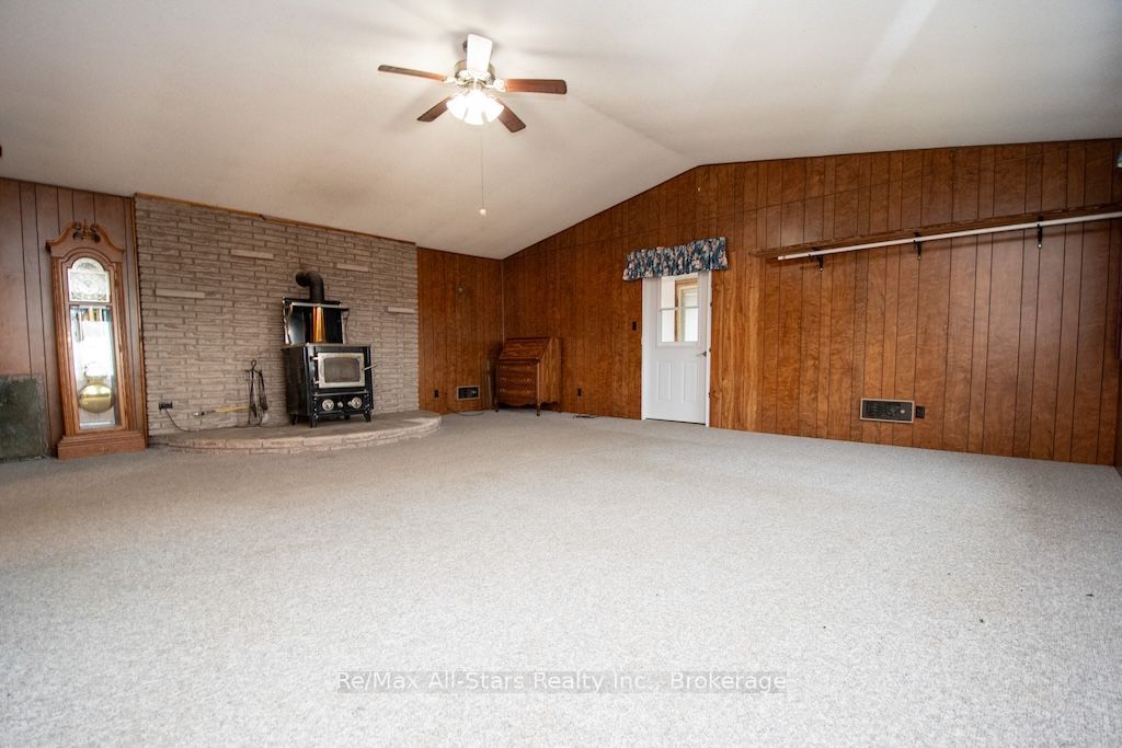 328 Carmel Road Property Photo 8