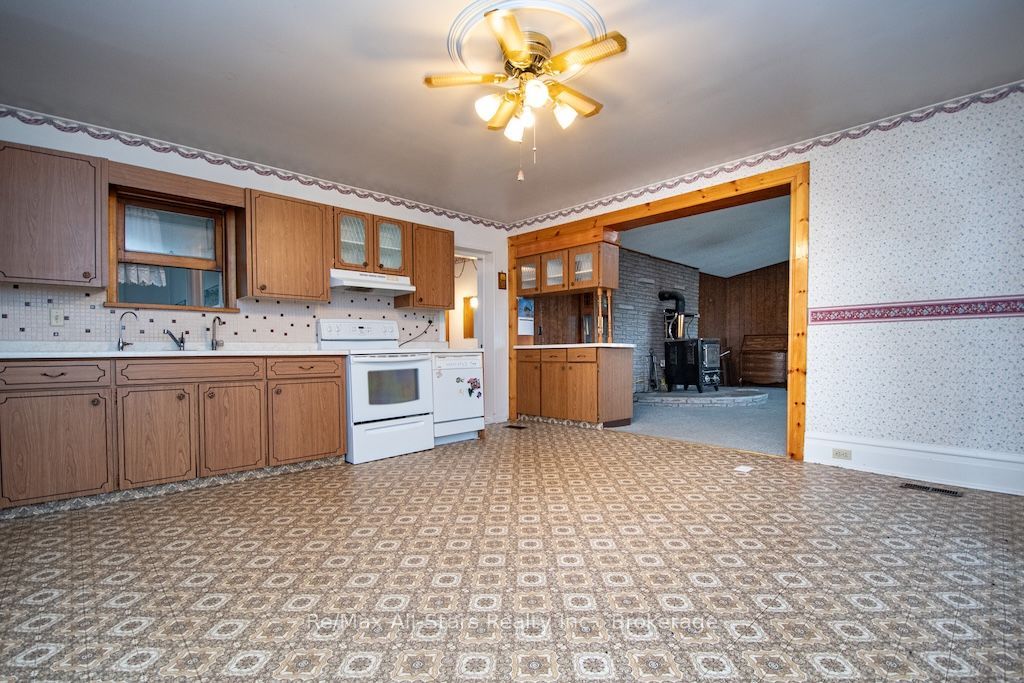 328 Carmel Road Property Photo 15