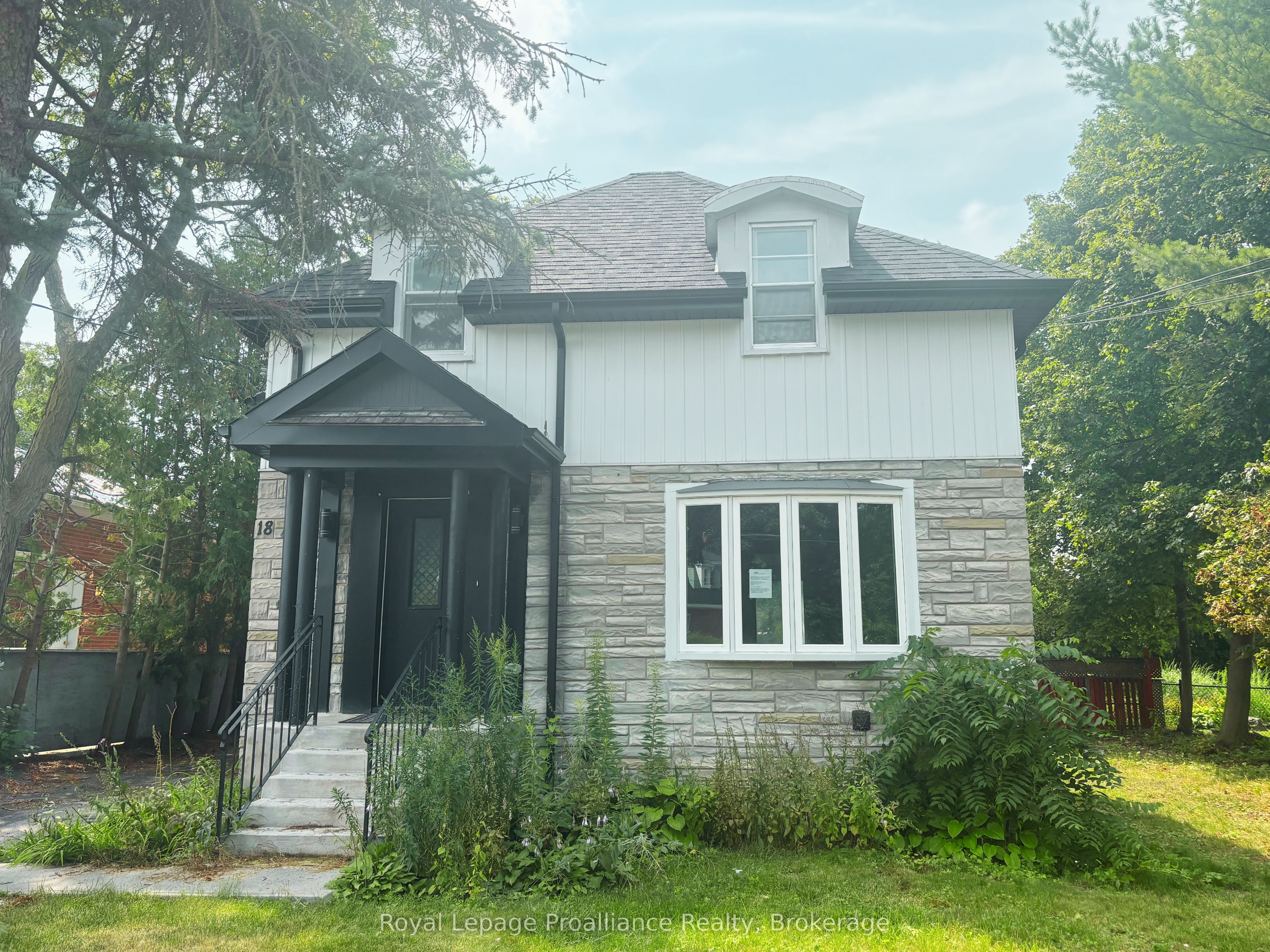 18 Ritchie Avenue Property Photo 1