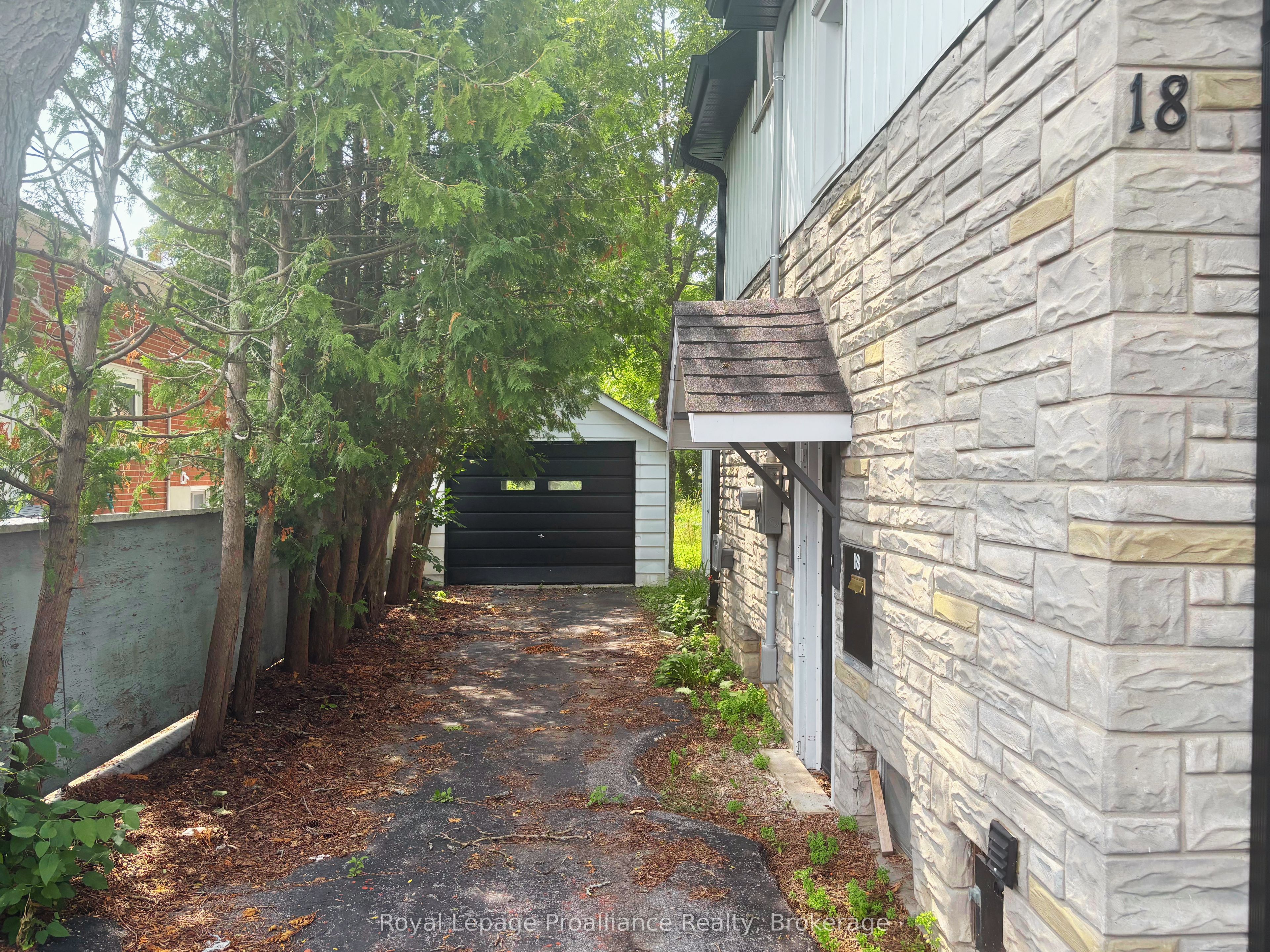 18 Ritchie Avenue Property Photo 2