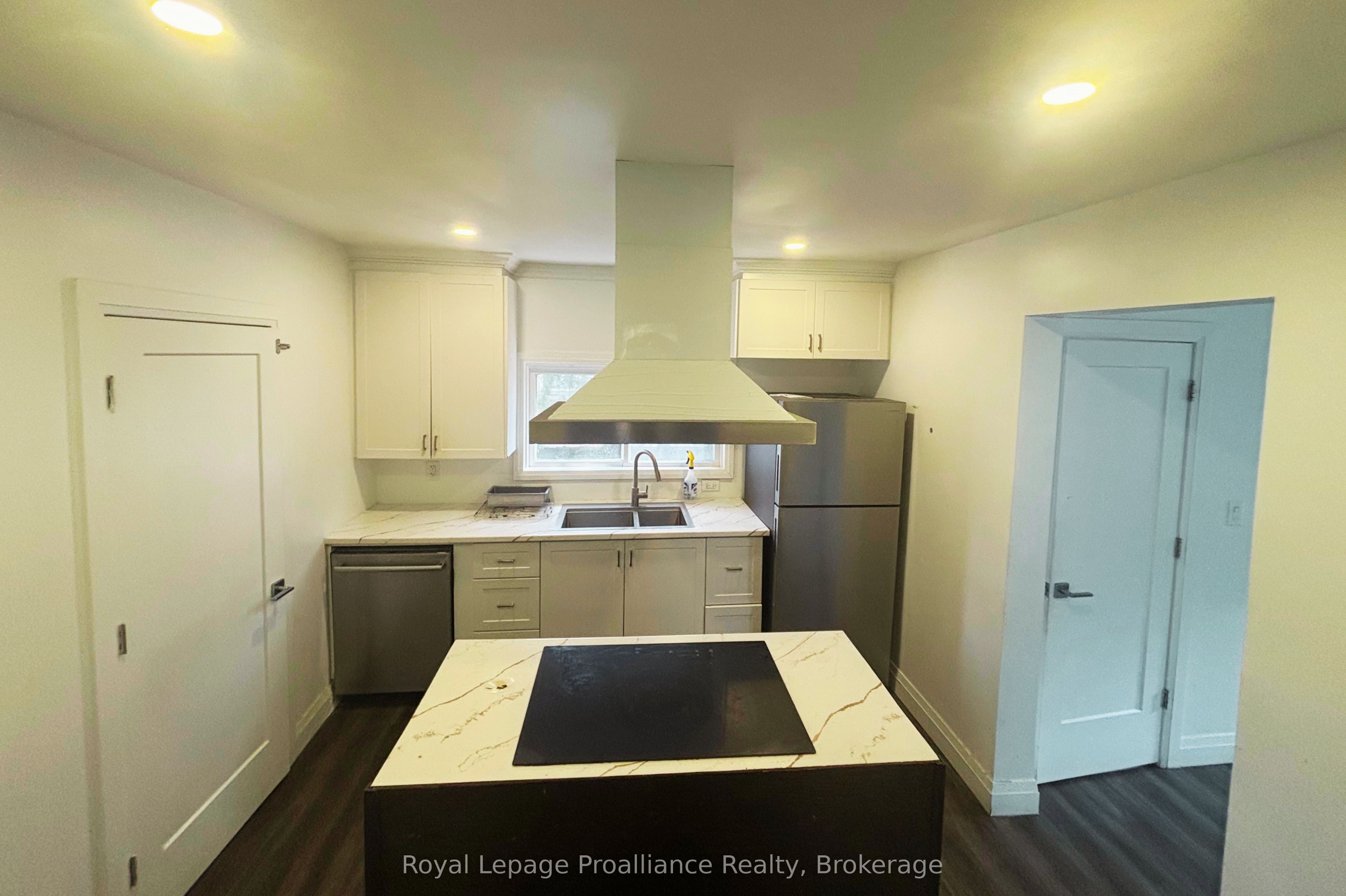 18 Ritchie Avenue Property Photo 6