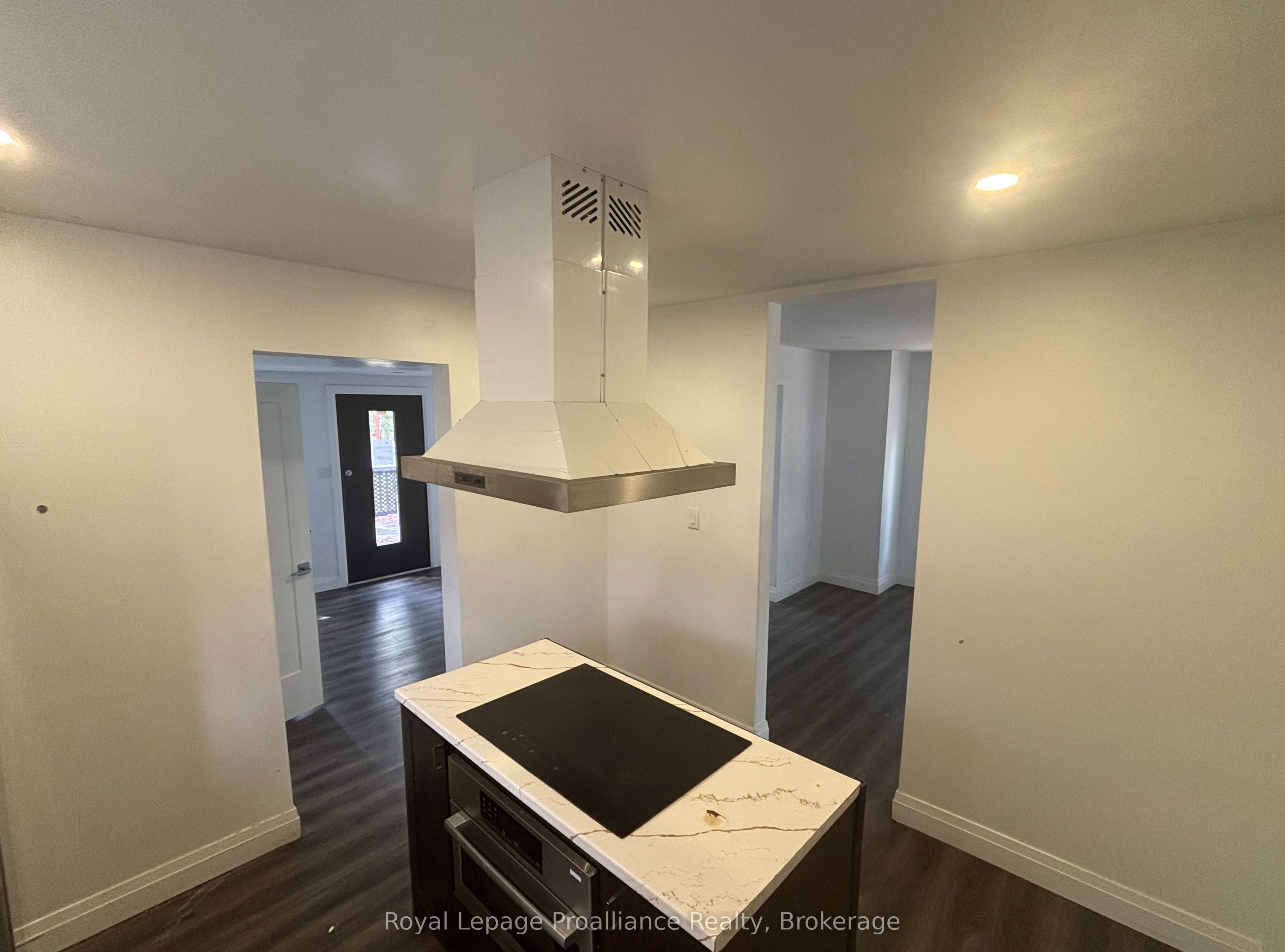18 Ritchie Avenue Property Photo 7