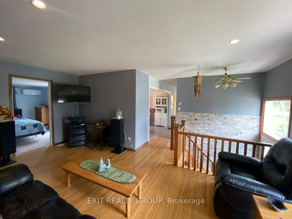 87 Bernard Long Road Property Photo 9