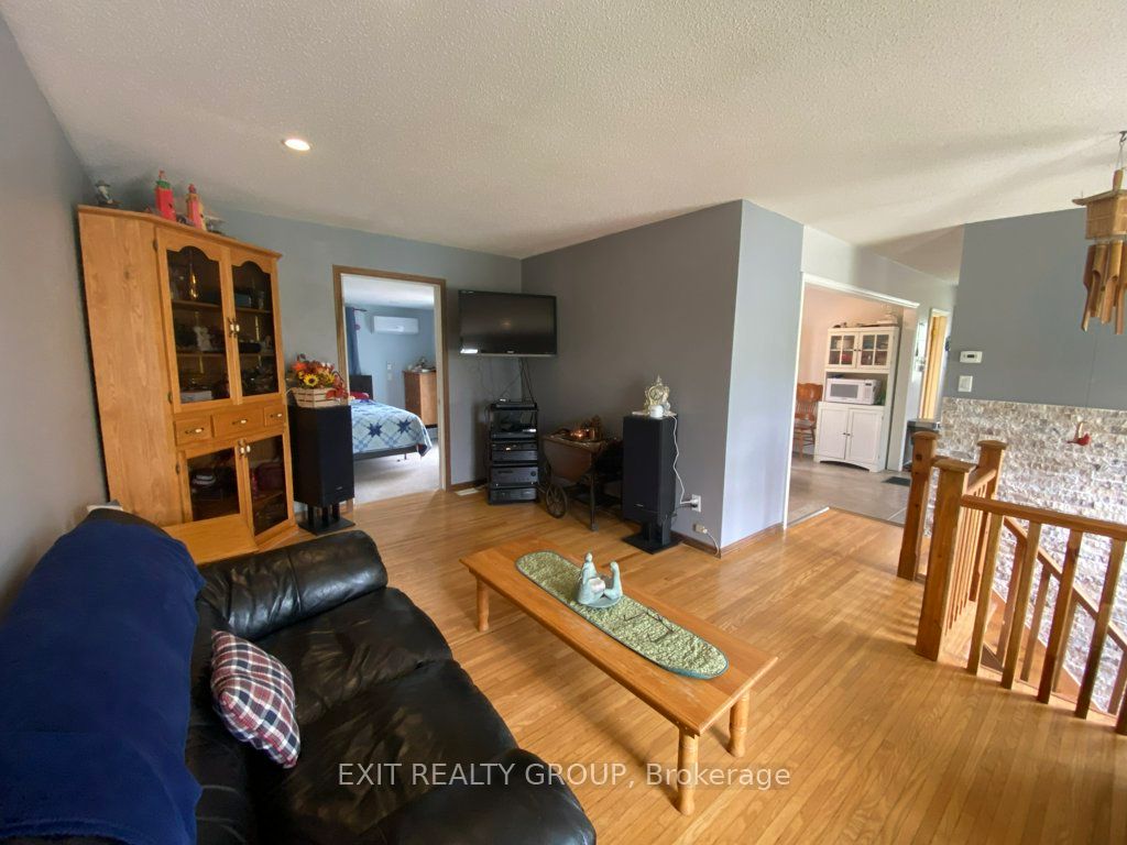 87 Bernard Long Road Property Photo 10