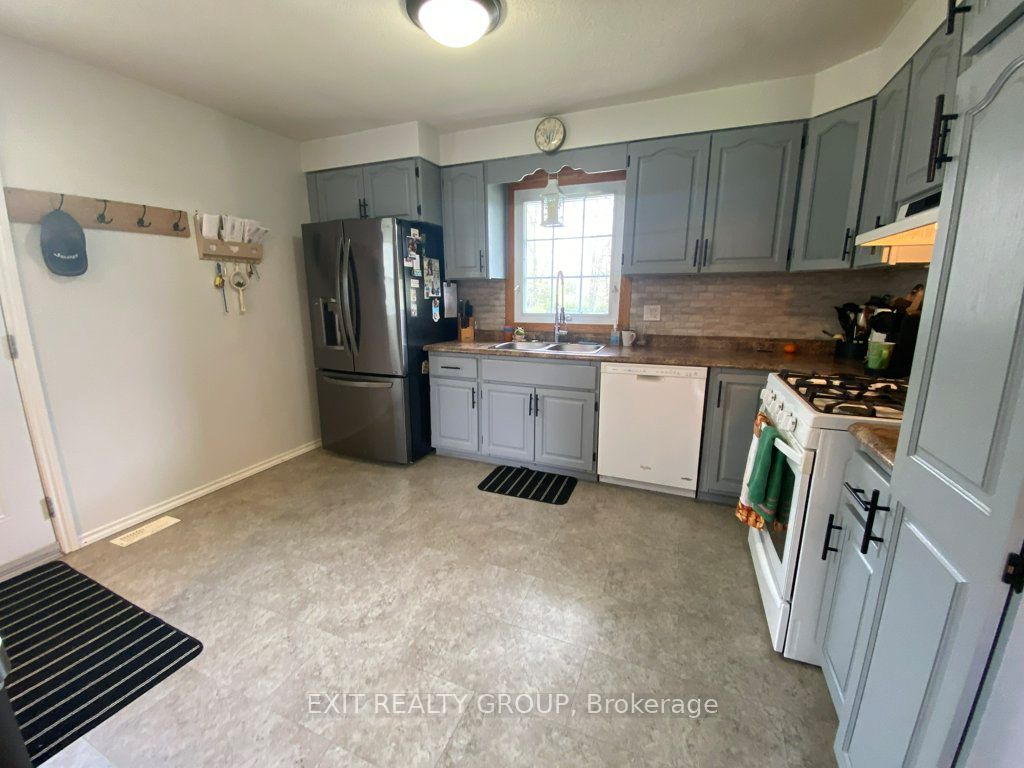 87 Bernard Long Road Property Photo 14