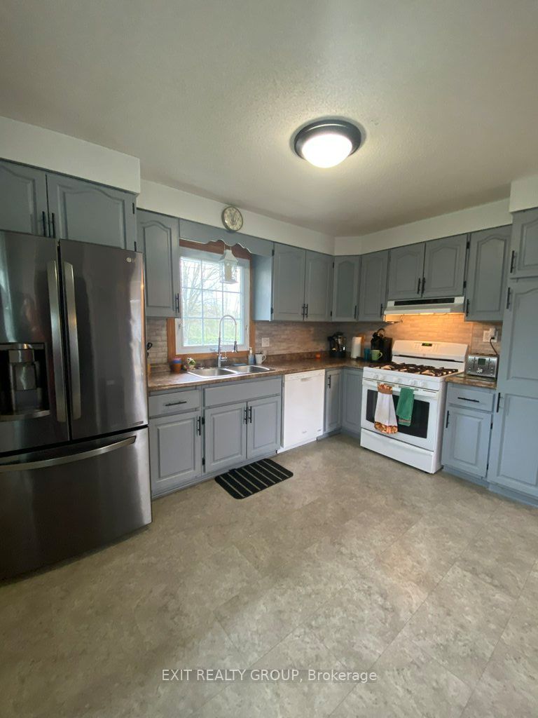 87 Bernard Long Road Property Photo 15