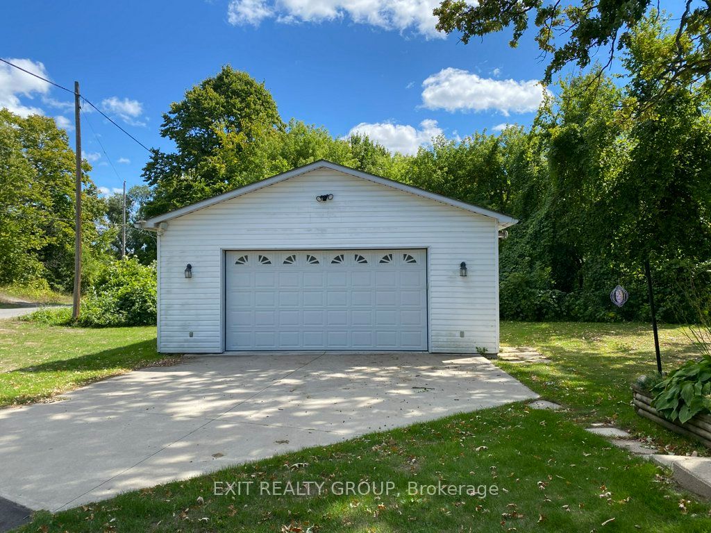 87 Bernard Long Road Property Photo 35
