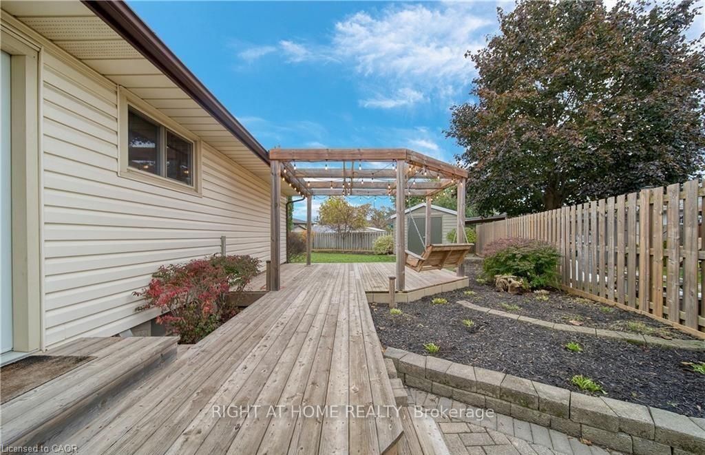 6 Bardadyn Court Property Photo 33