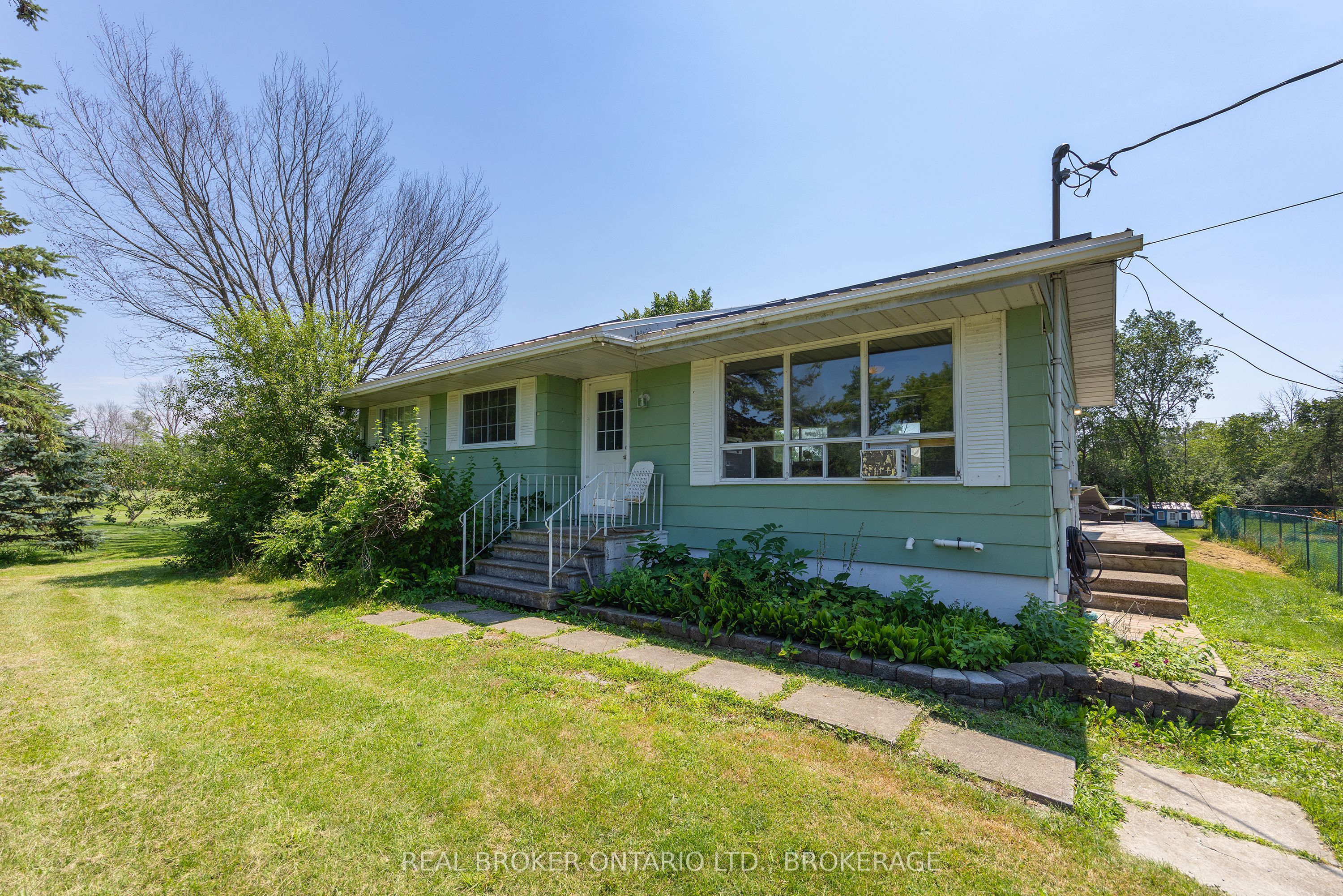 1013 River Road Property Photo 2