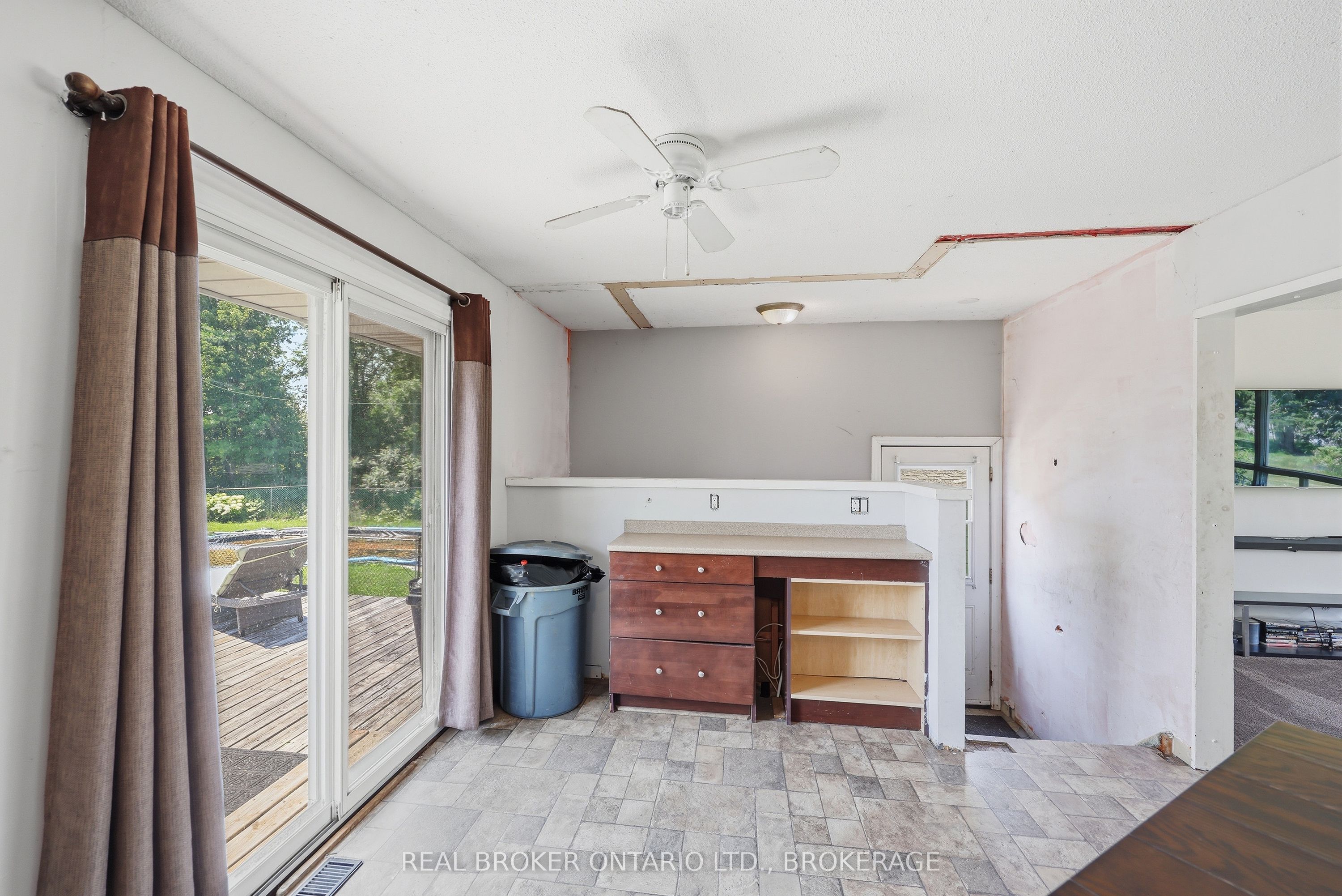 1013 River Road Property Photo 16