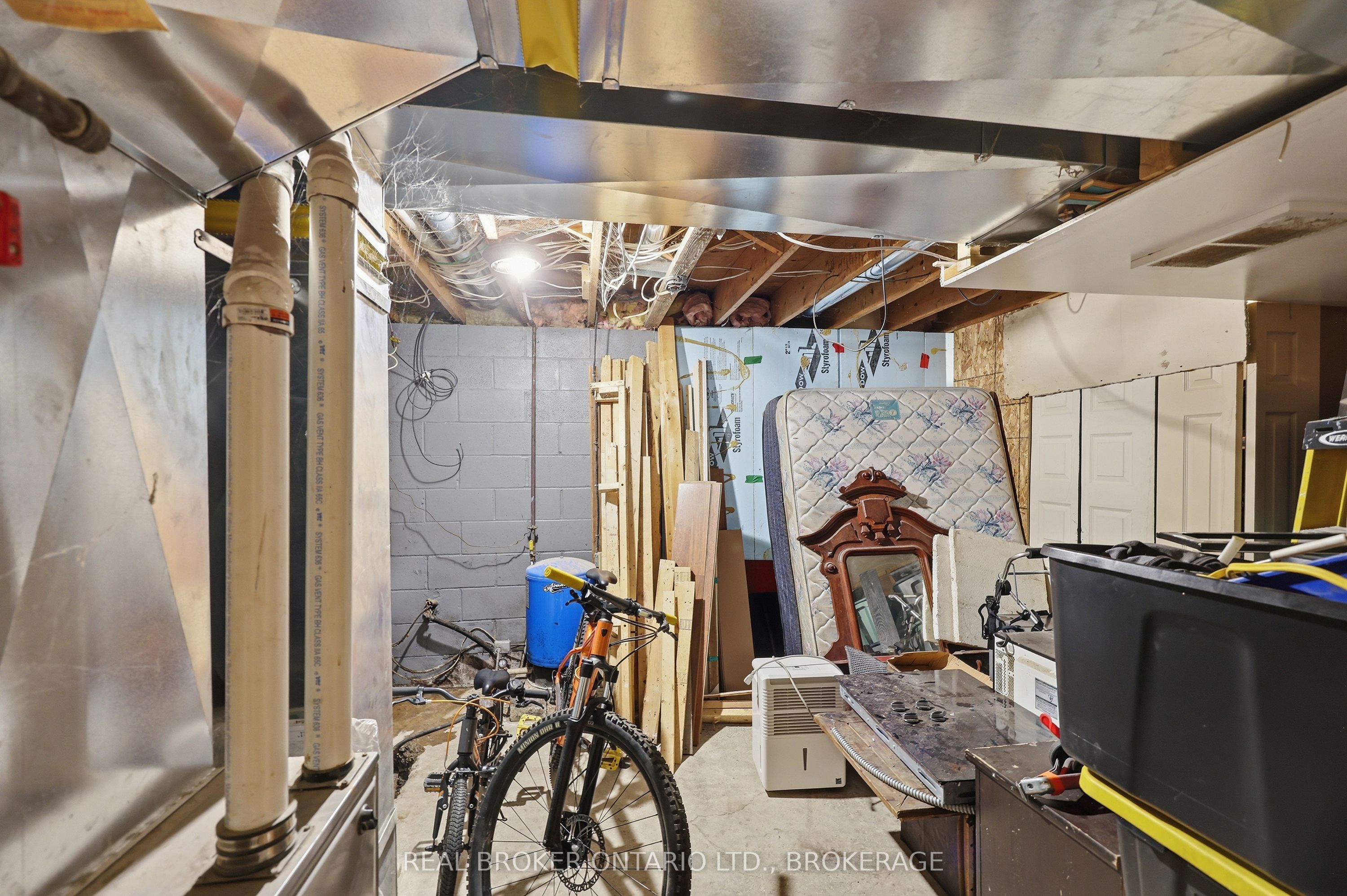 1013 River Road Property Photo 27