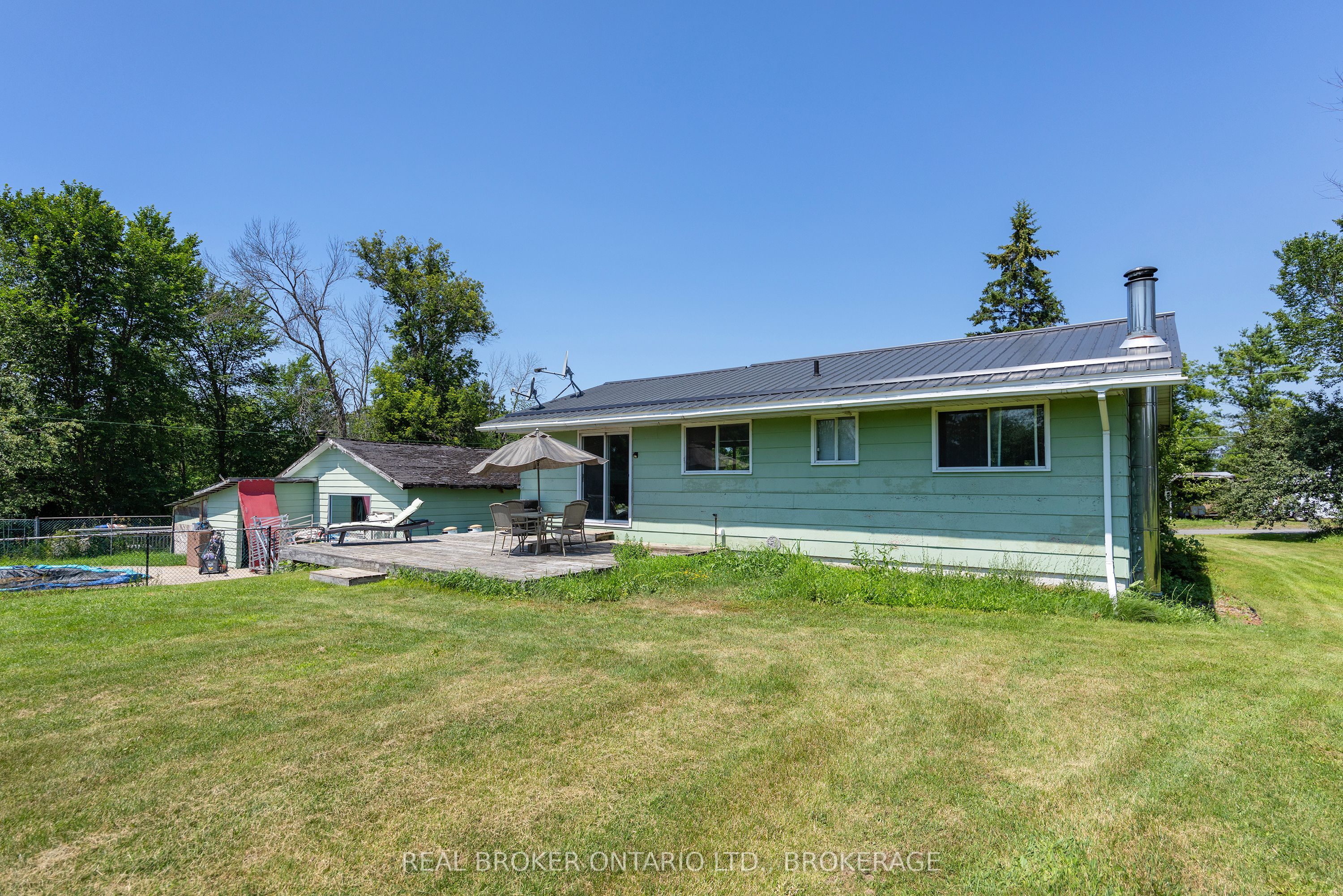 1013 River Road Property Photo 32