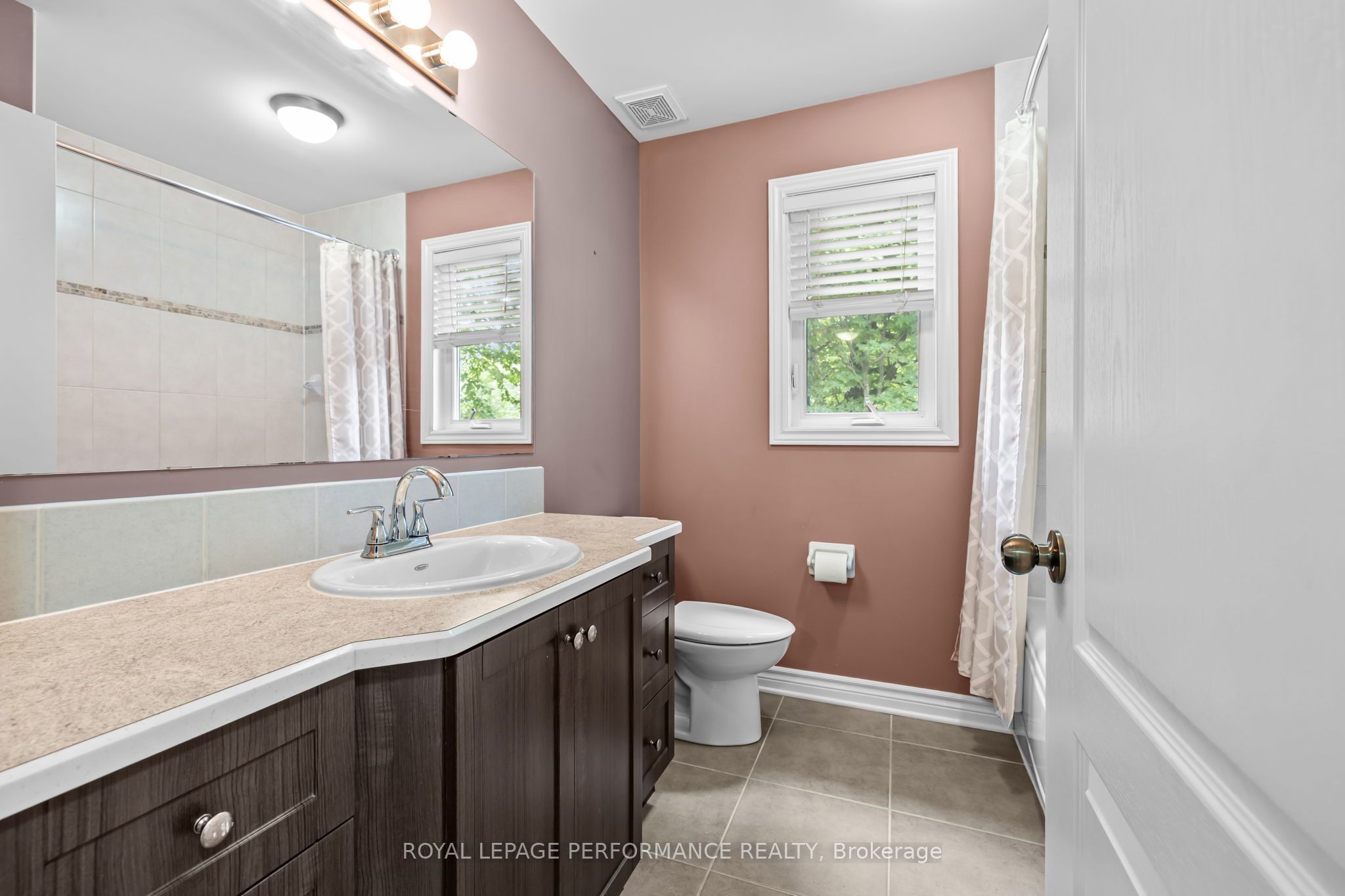 115 Larose Lane Property Photo 33
