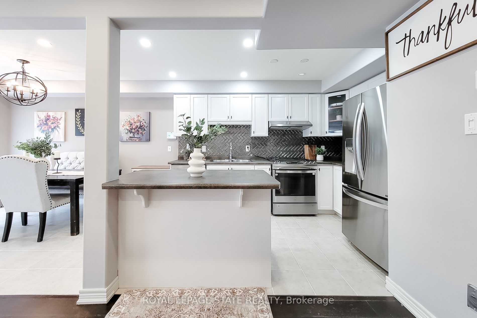 26 Magnificent Way Property Photo 16