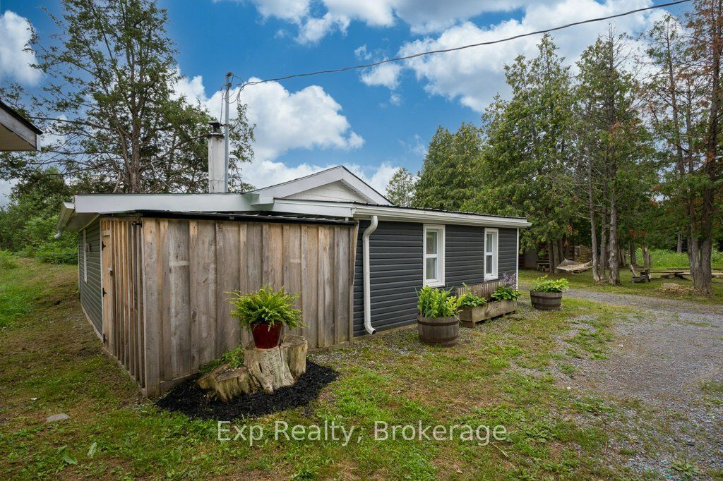 2822 Shannon Road Property Photo 5