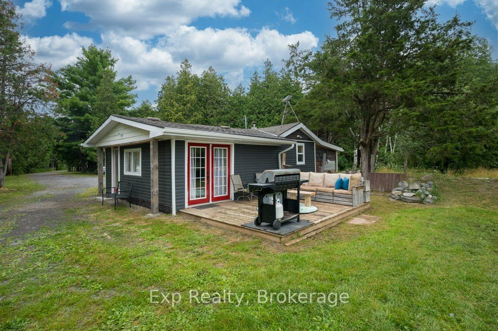 2822 Shannon Road Property Photo 9
