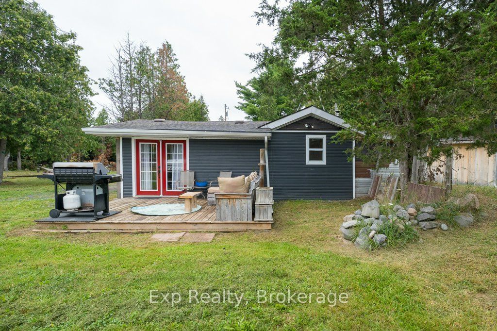 2822 Shannon Road Property Photo 10