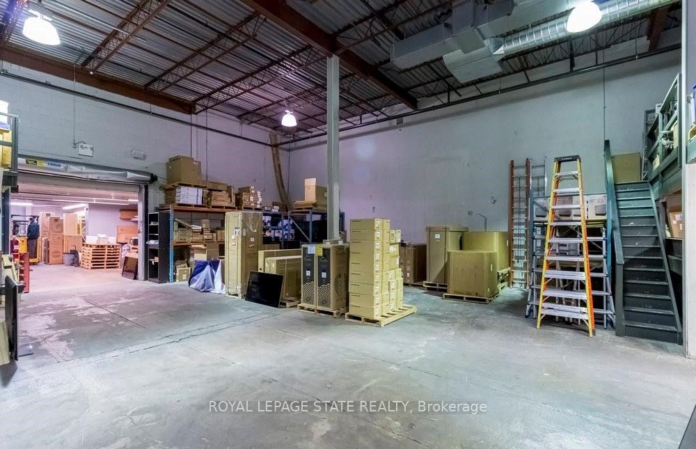 1325 Barton Street E Property Photo 19