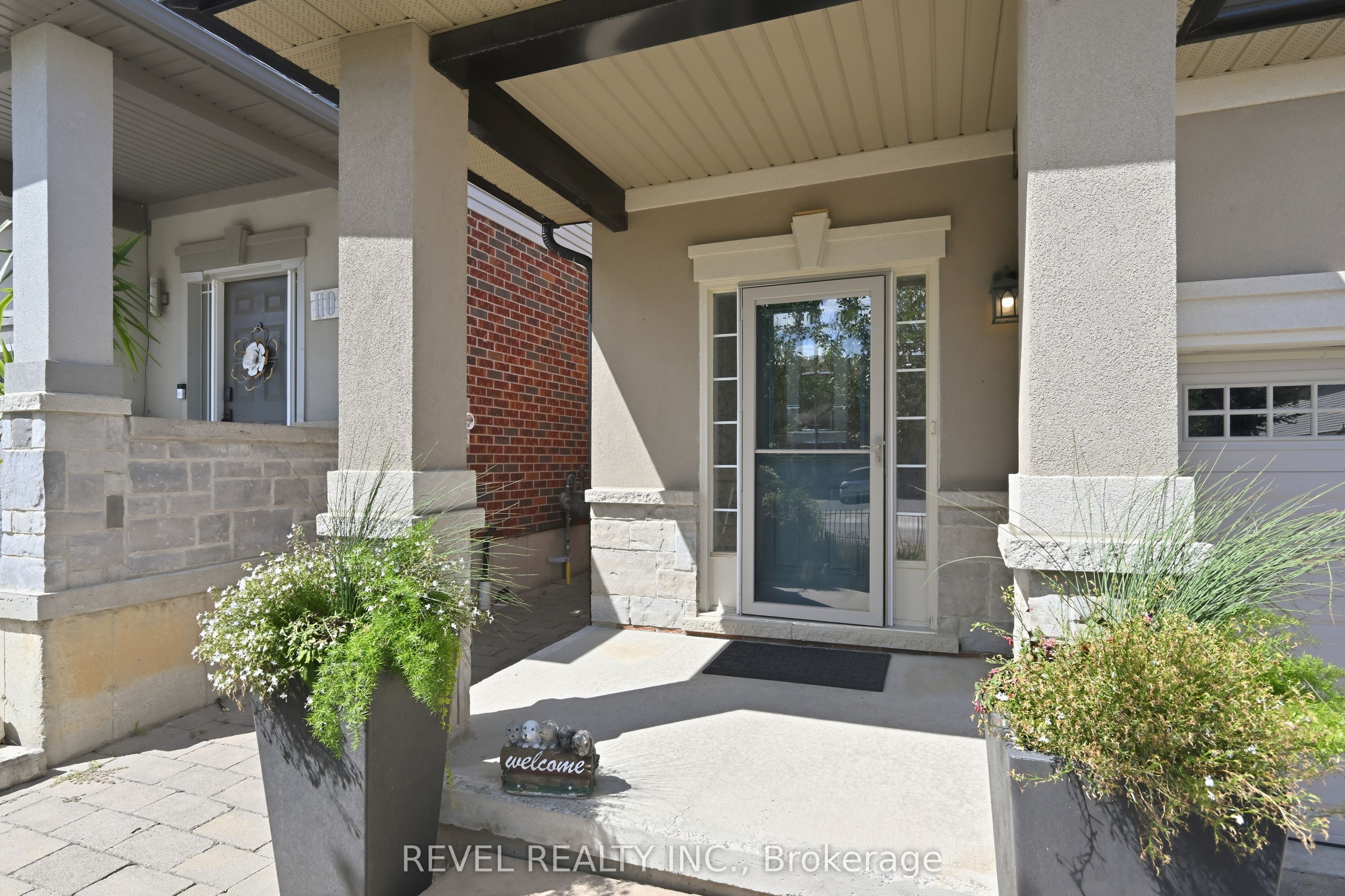 10 Kopperfield Lane Property Photo 4