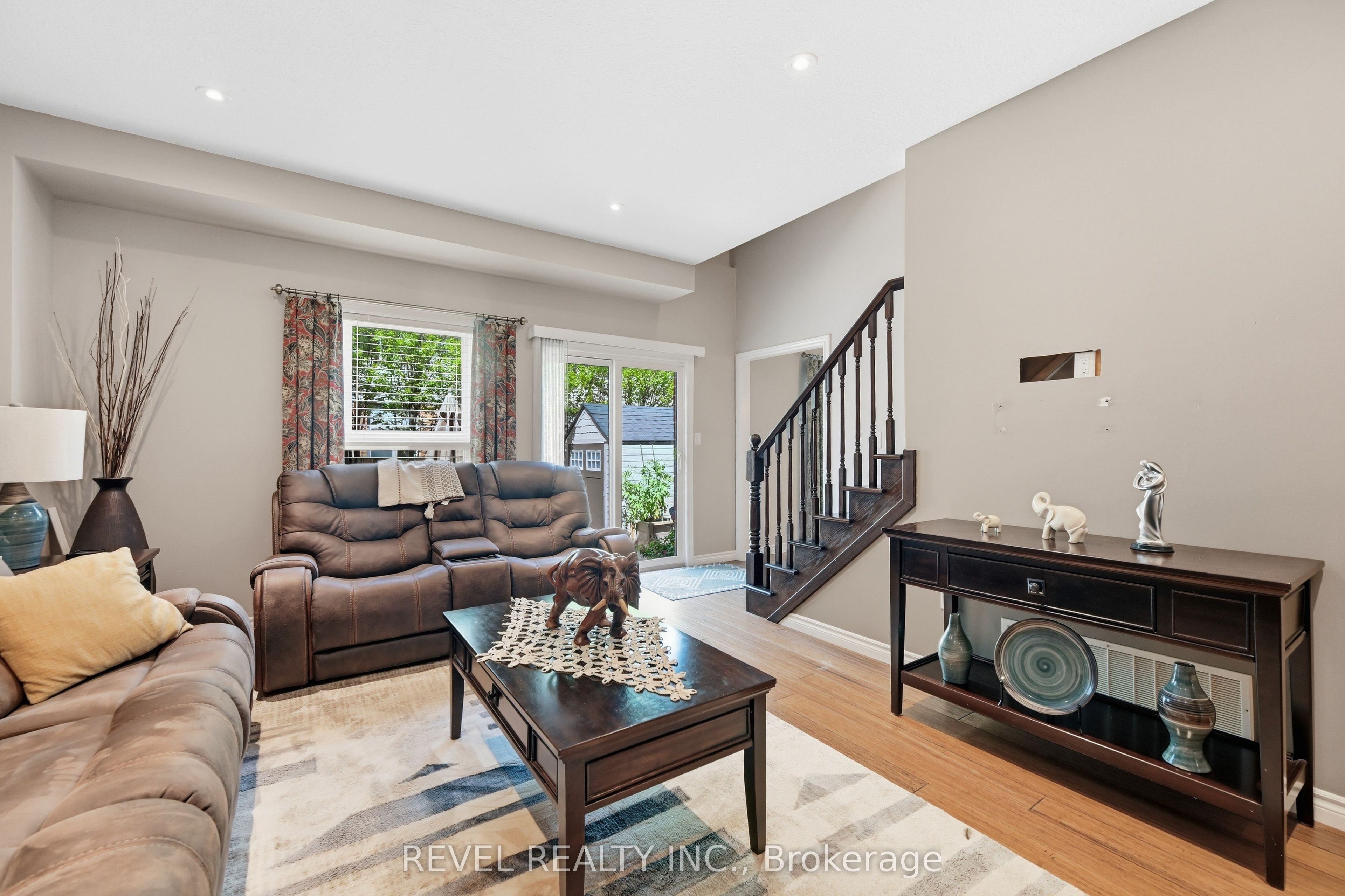 10 Kopperfield Lane Property Photo 16