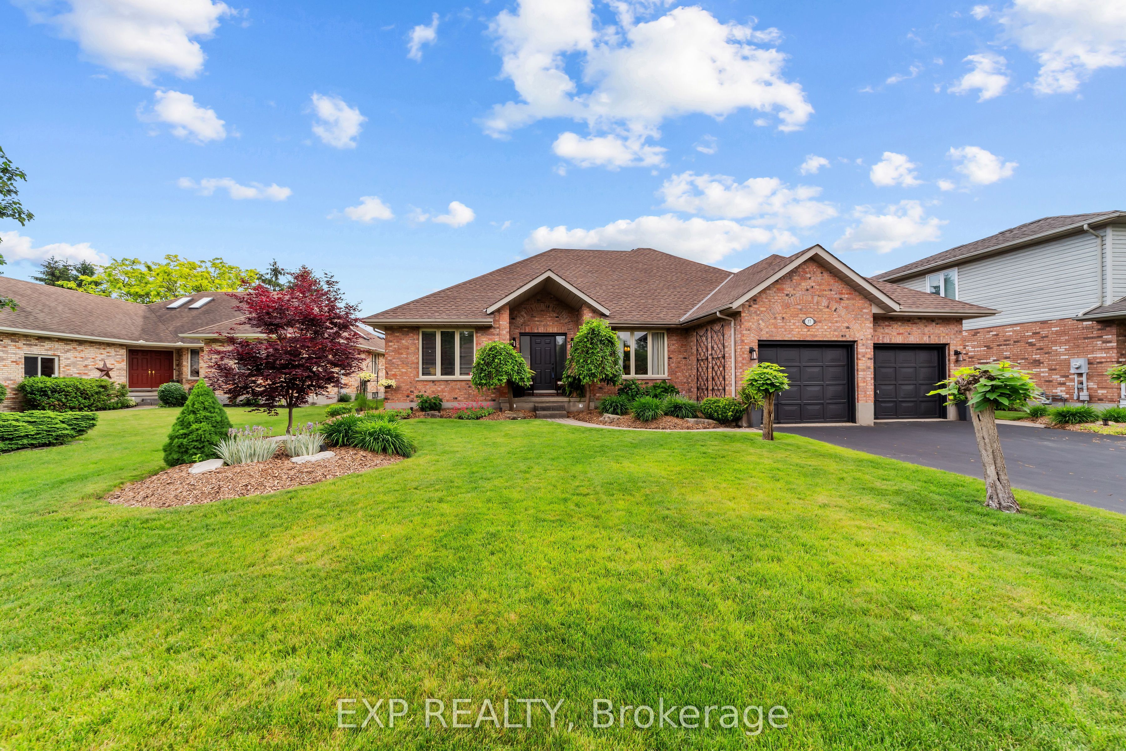 57 Valleyview Crescent Property Photo 1