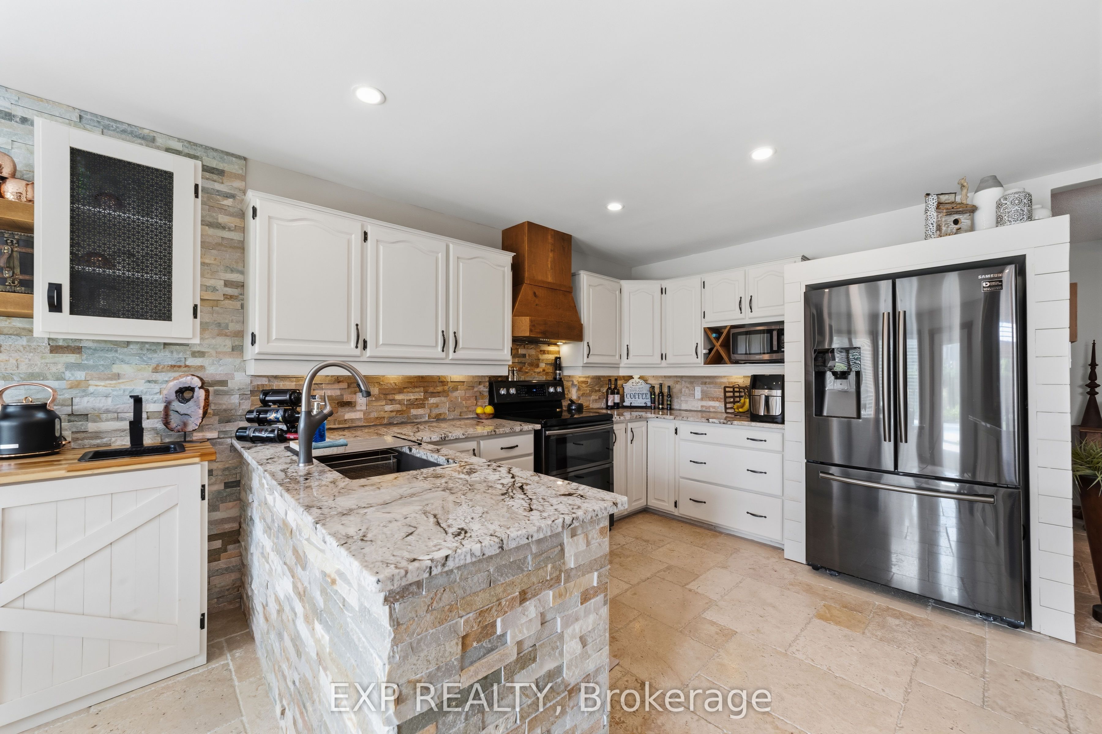 57 Valleyview Crescent Property Photo 7