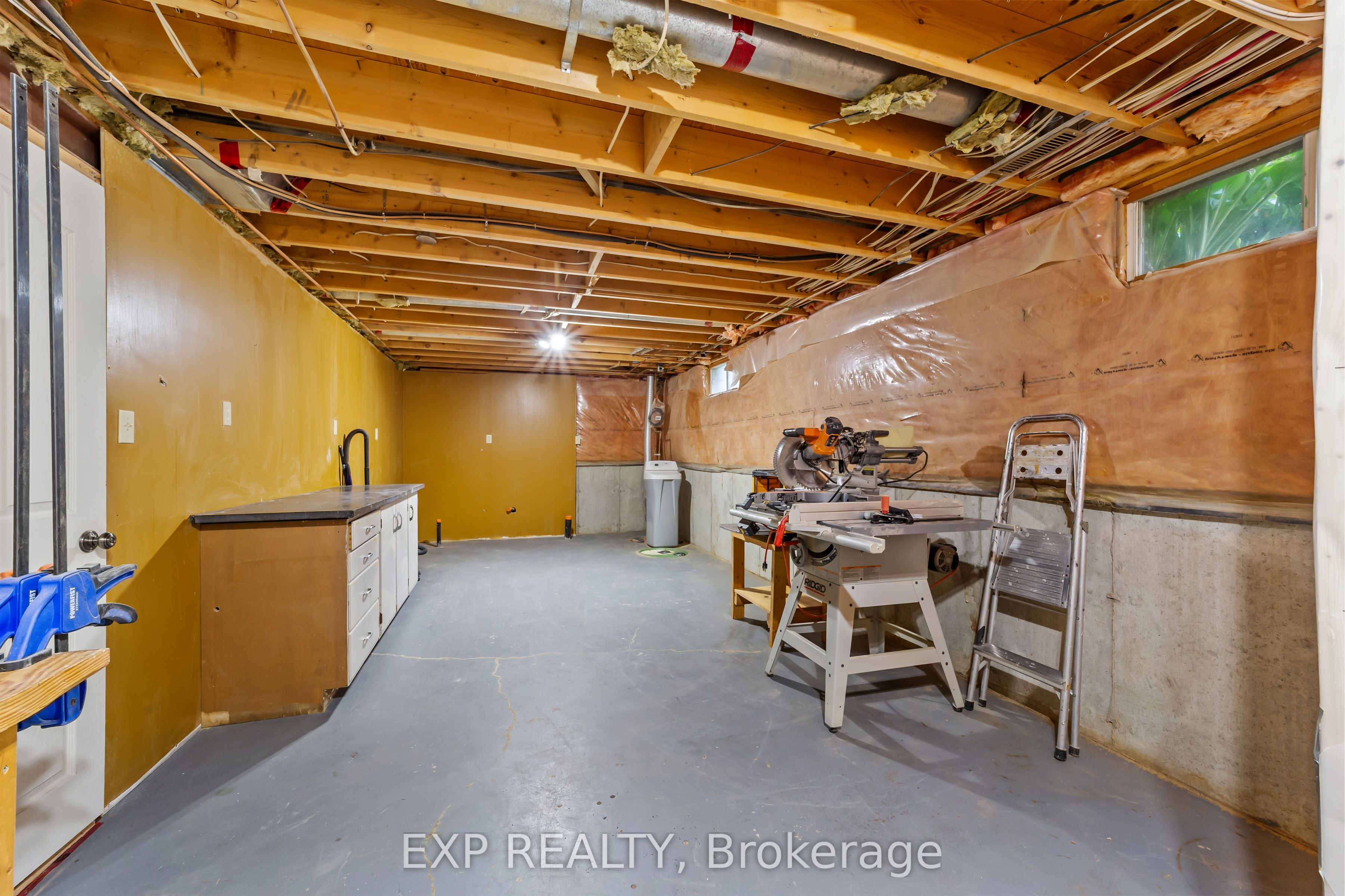 57 Valleyview Crescent Property Photo 34