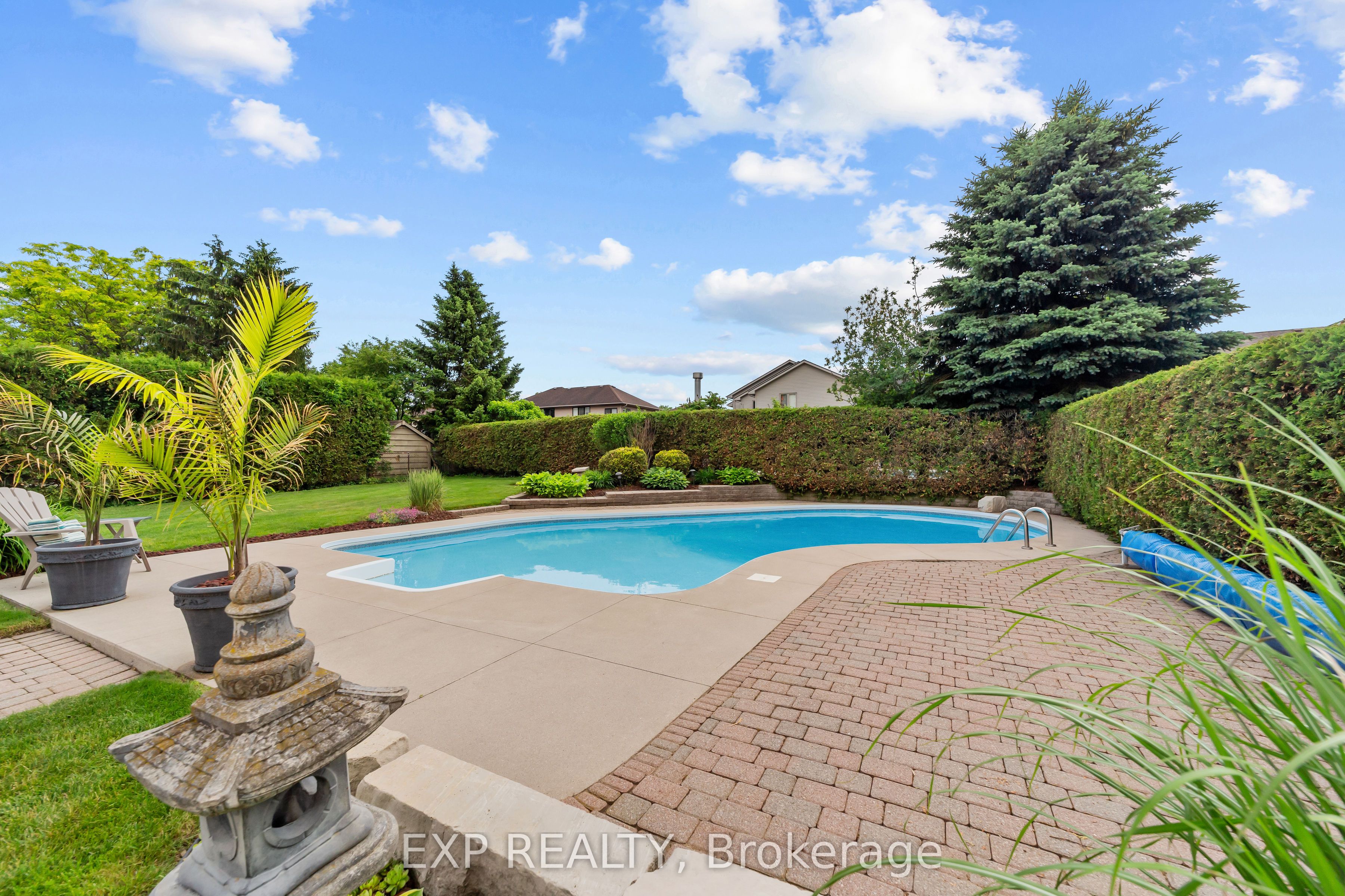 57 Valleyview Crescent Property Photo 37