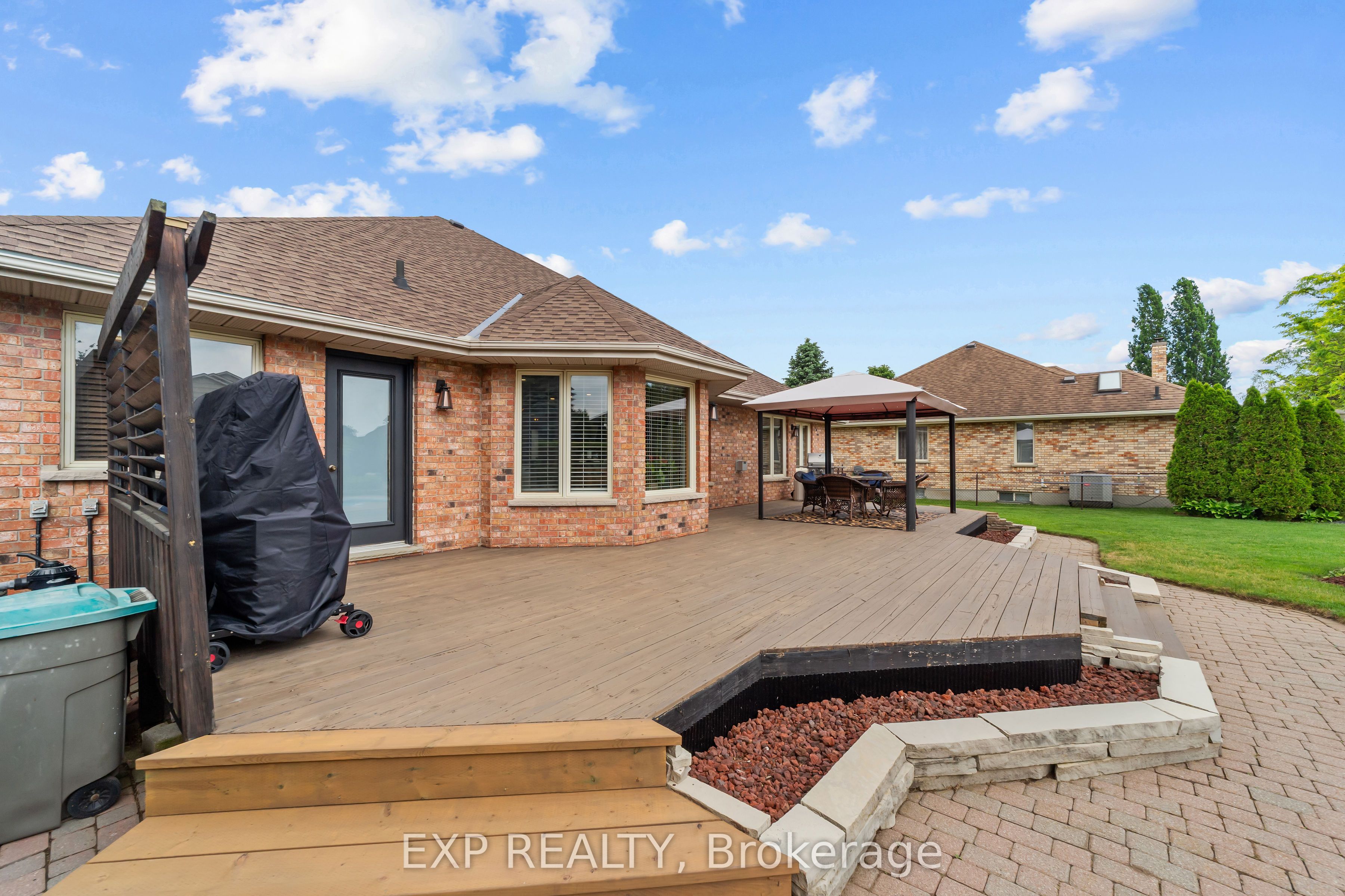 57 Valleyview Crescent Property Photo 44