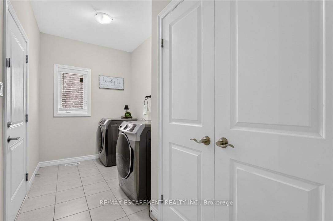 149 Dennis Drive Property Photo 7