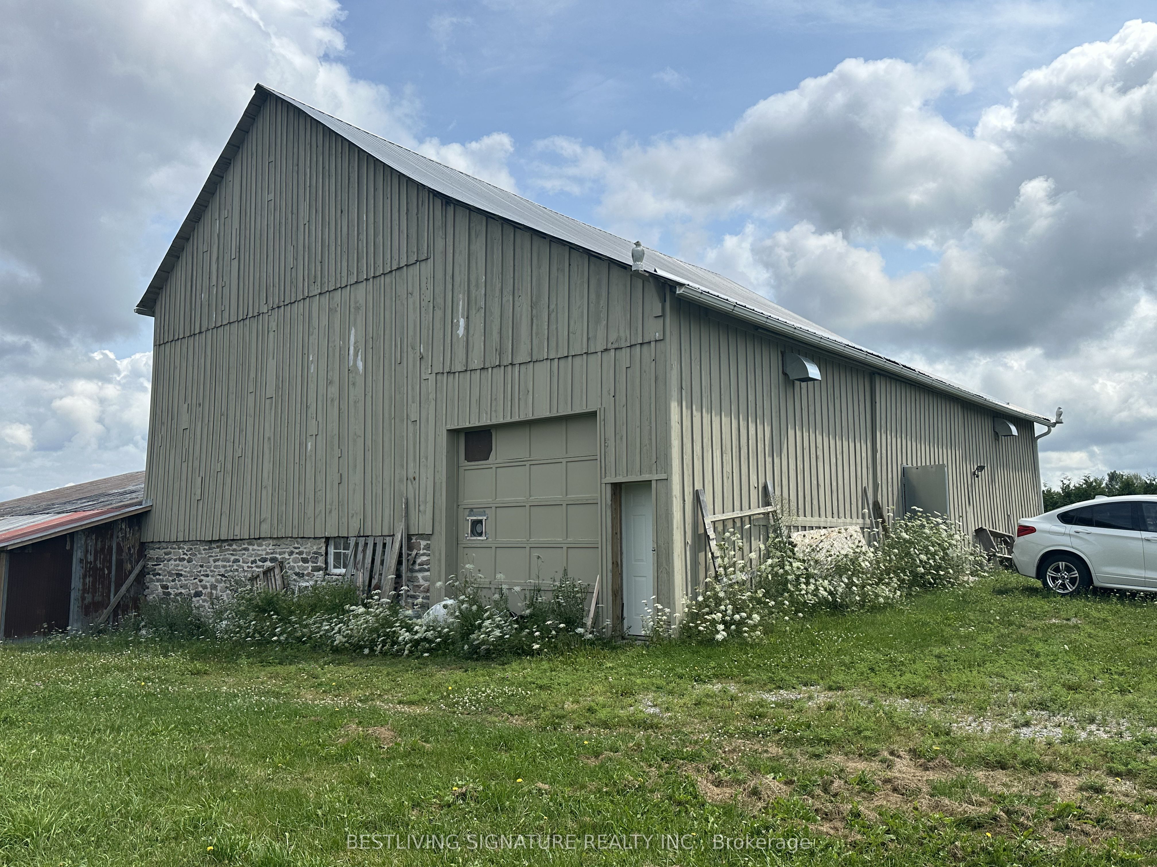 3752 Elm Tree Road Property Photo 3