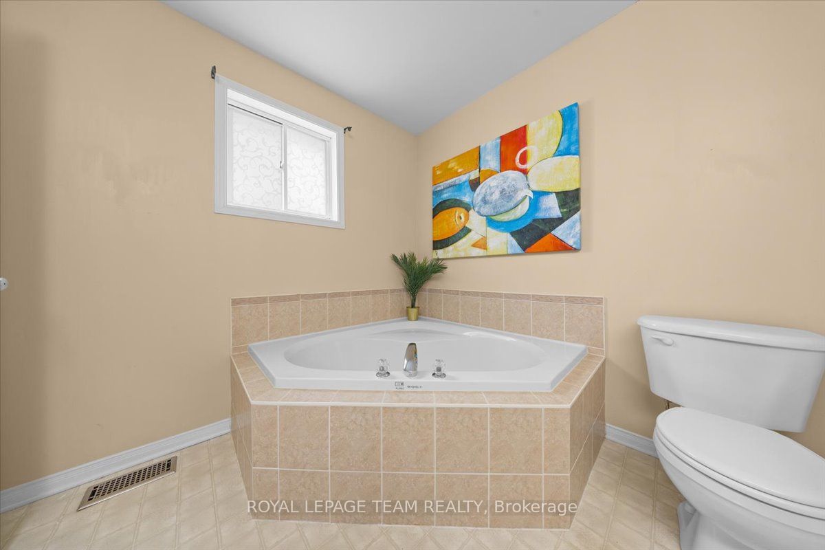 115 Fairlop Way Property Photo 22