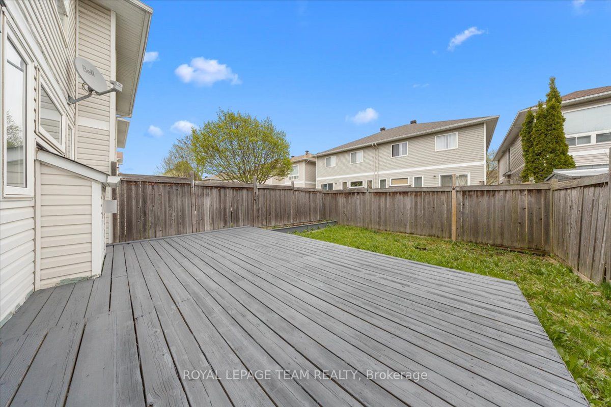 115 Fairlop Way Property Photo 32