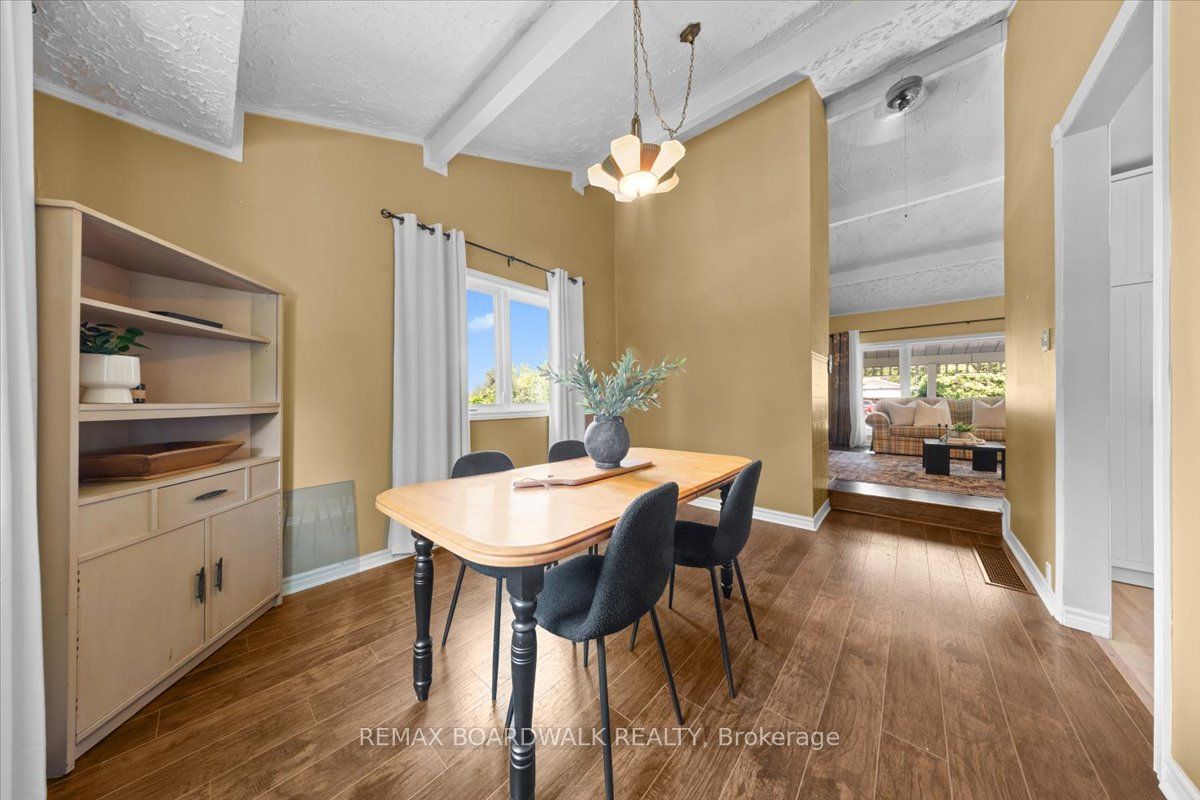 201 Linda Loop Property Photo 9