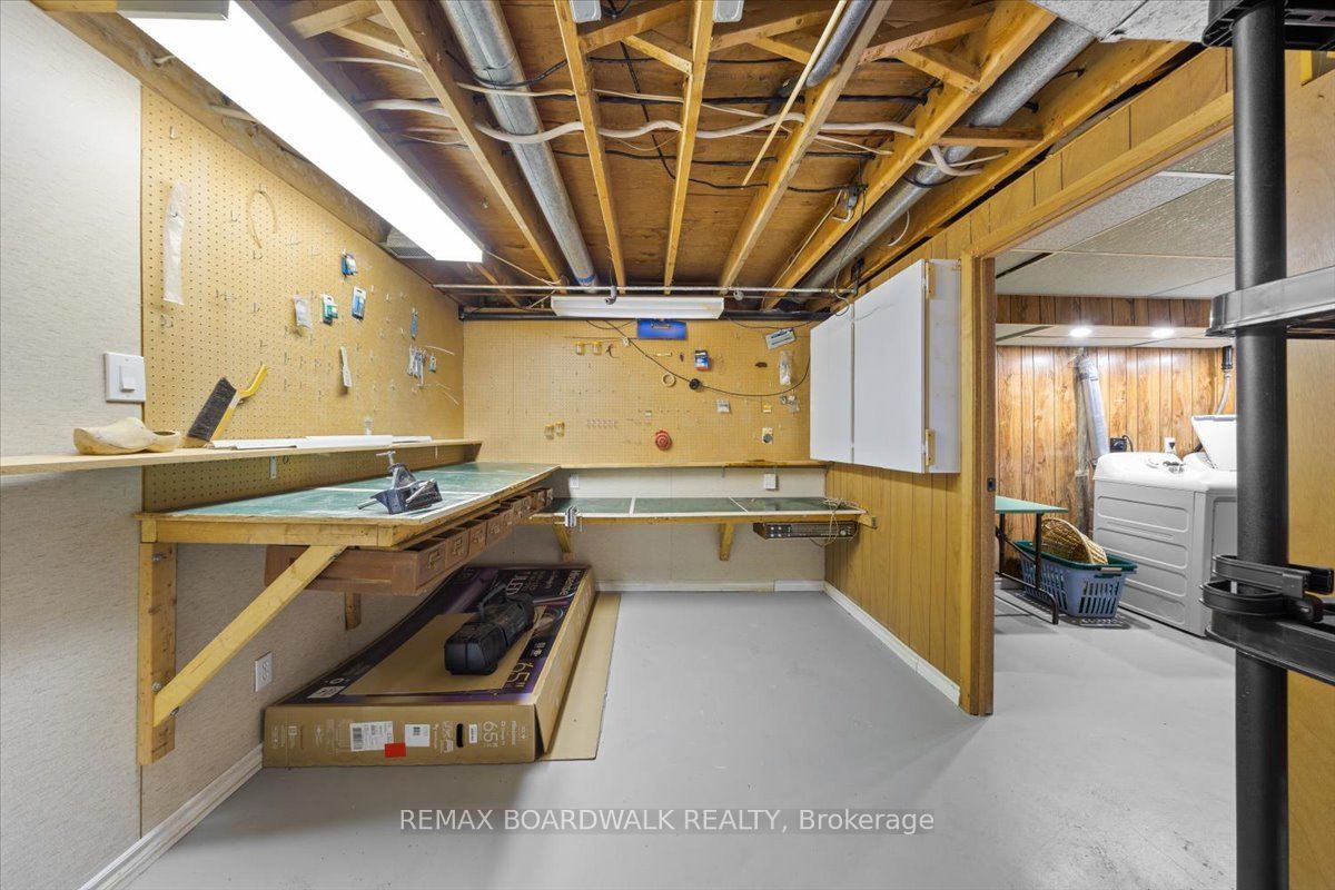 201 Linda Loop Property Photo 27
