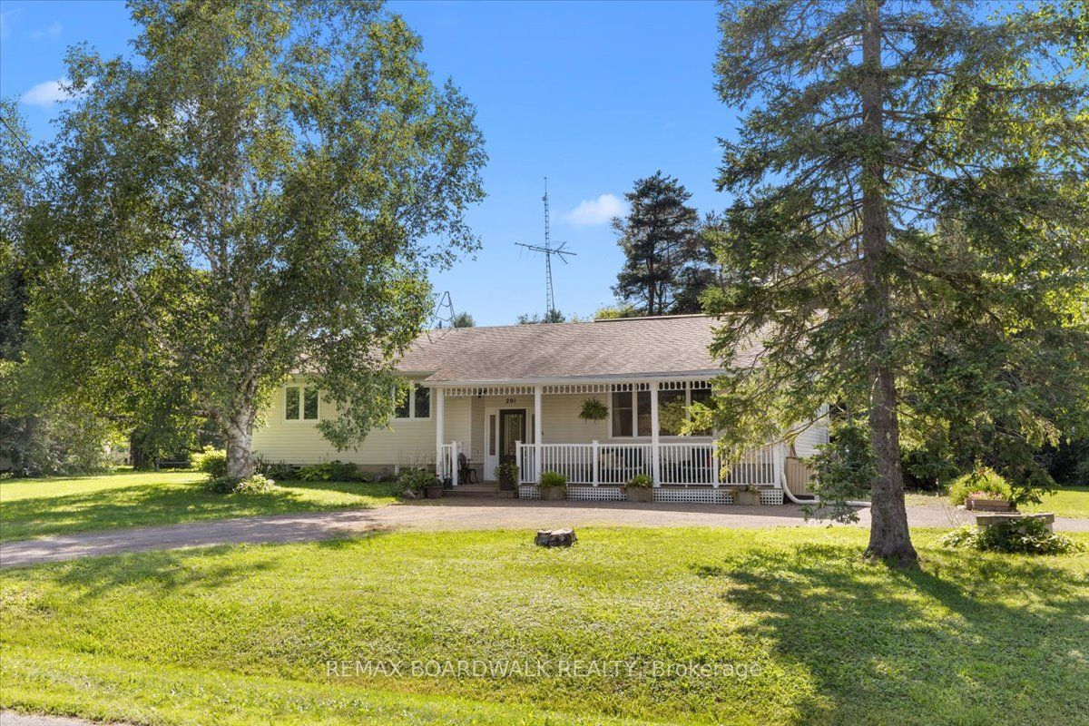 201 Linda Loop Property Photo 40