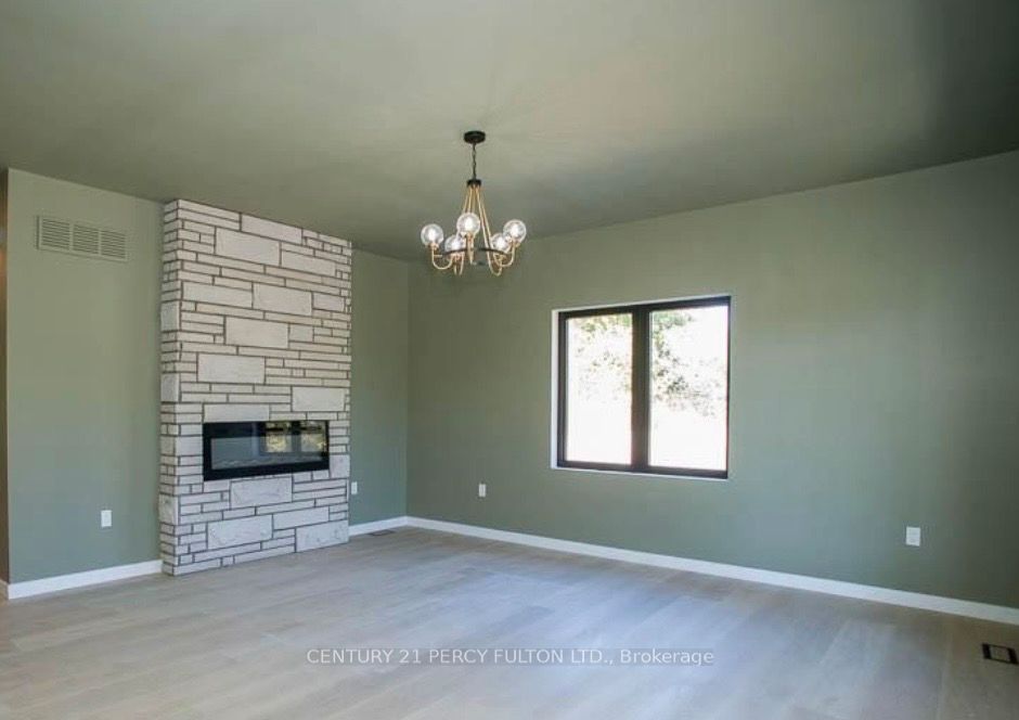 7 Scott Drive Property Photo 3