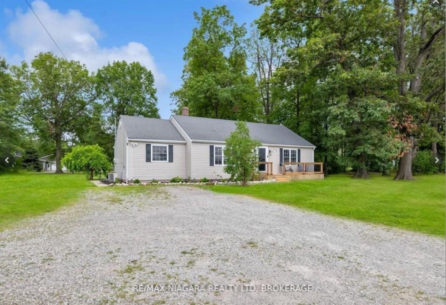 1970 Garrison Road Property Photo 2