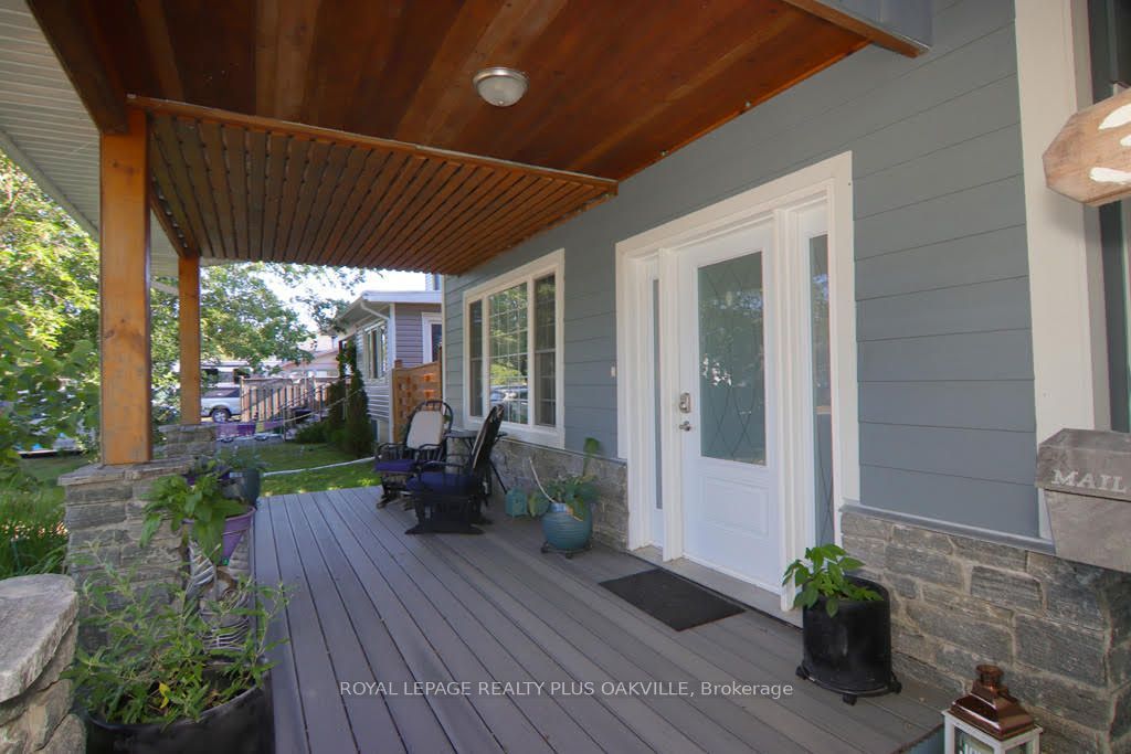 318 Beachview Avenue Property Photo 3