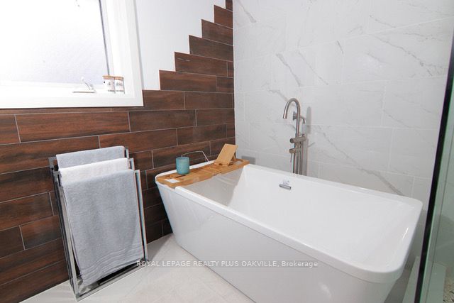 318 Beachview Avenue Property Photo 33
