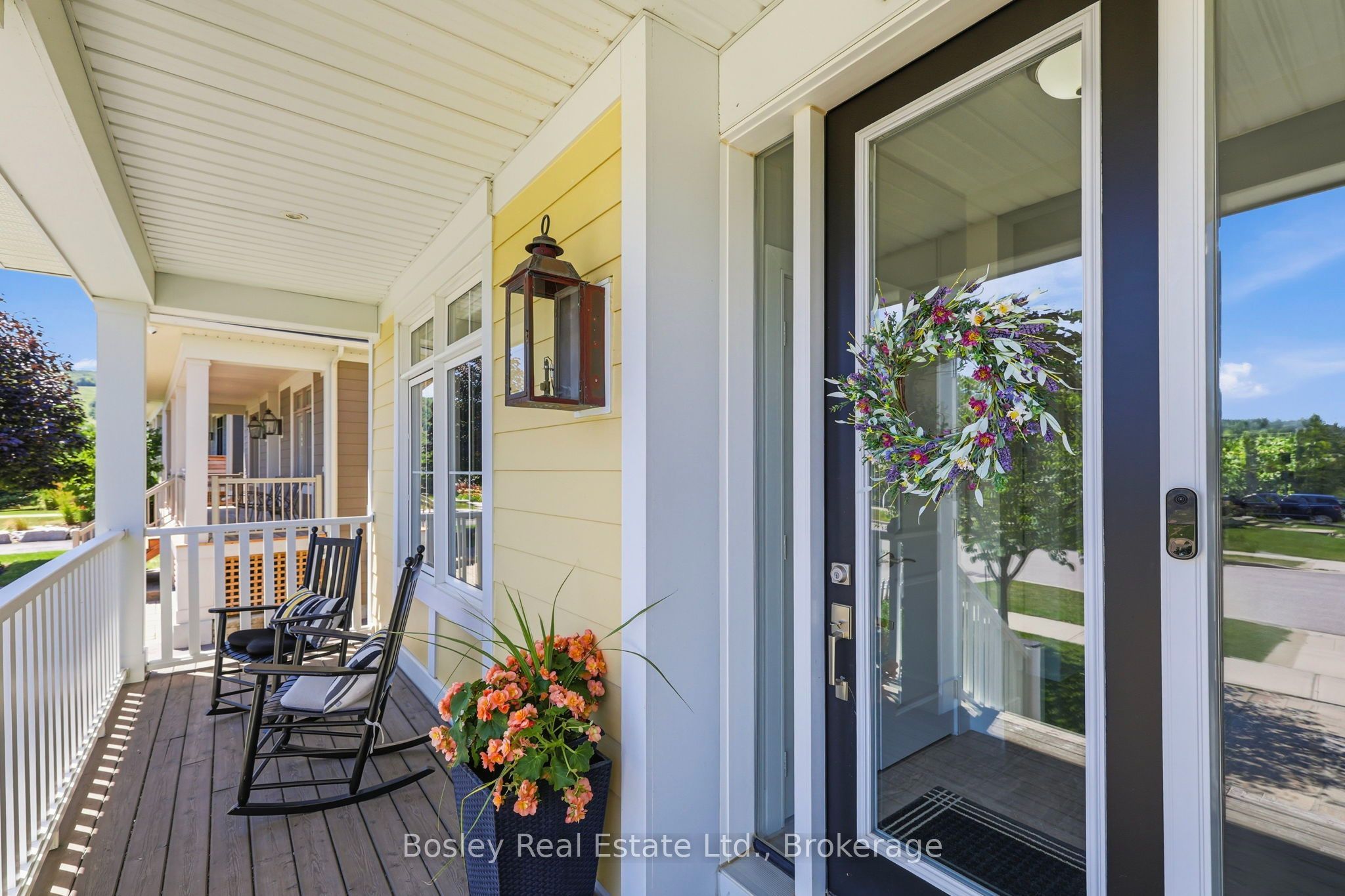 104 Snow Apple Crescent Property Photo 3